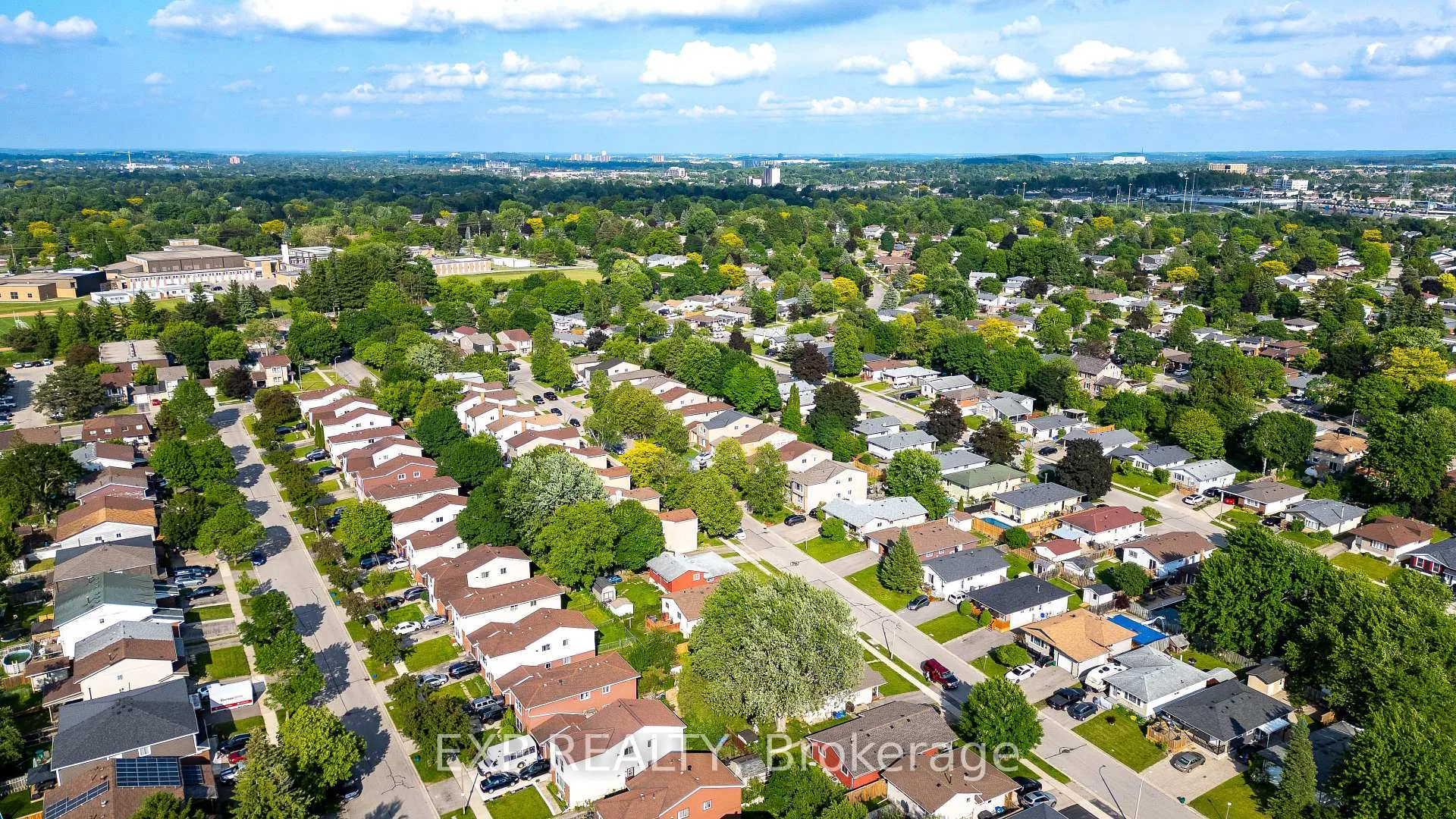Photo 46 of 178 Silver Aspen Crescent, Kitchener — HOMEH