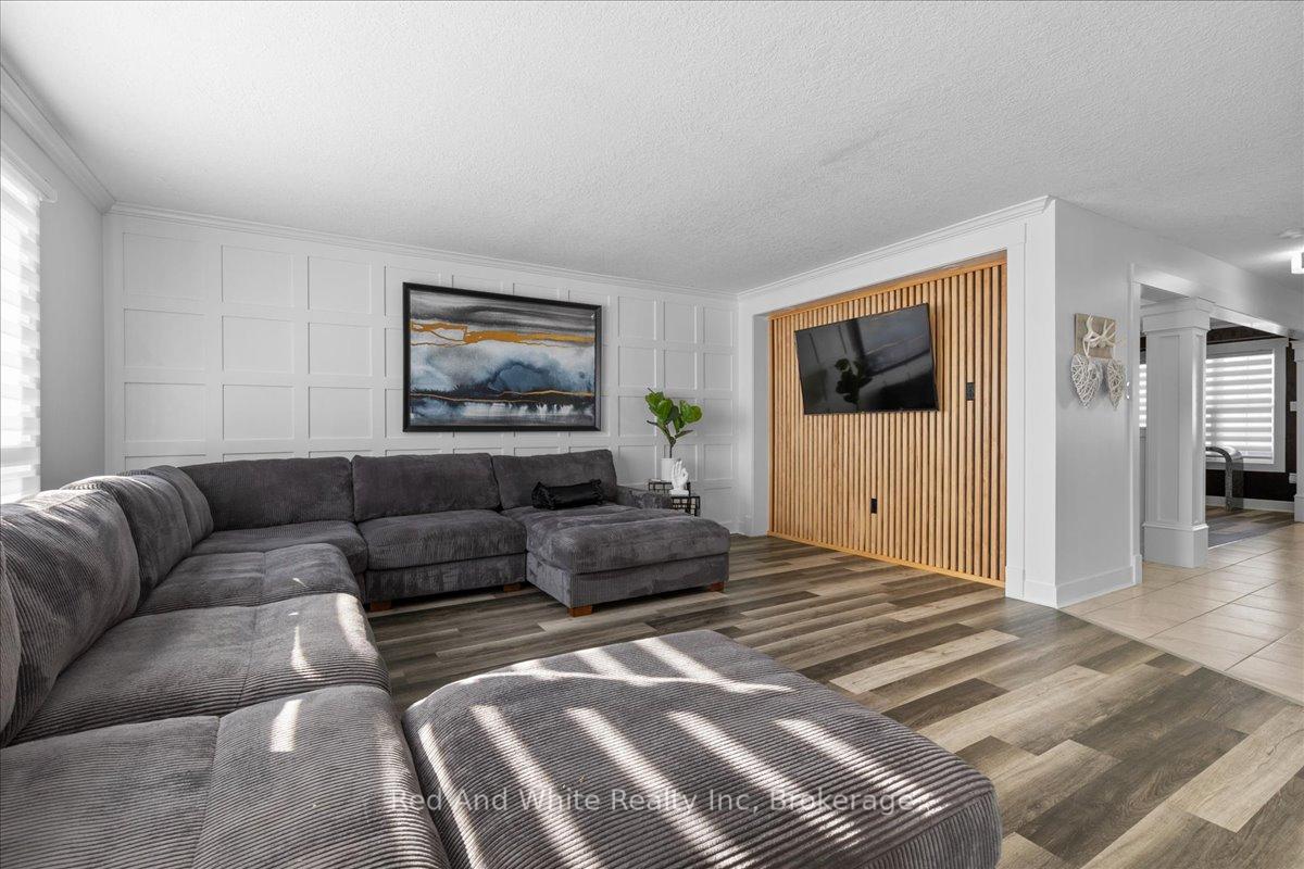 Photo 11 of 21 Draper Street, Brant, Brantford Twp — HOMEH