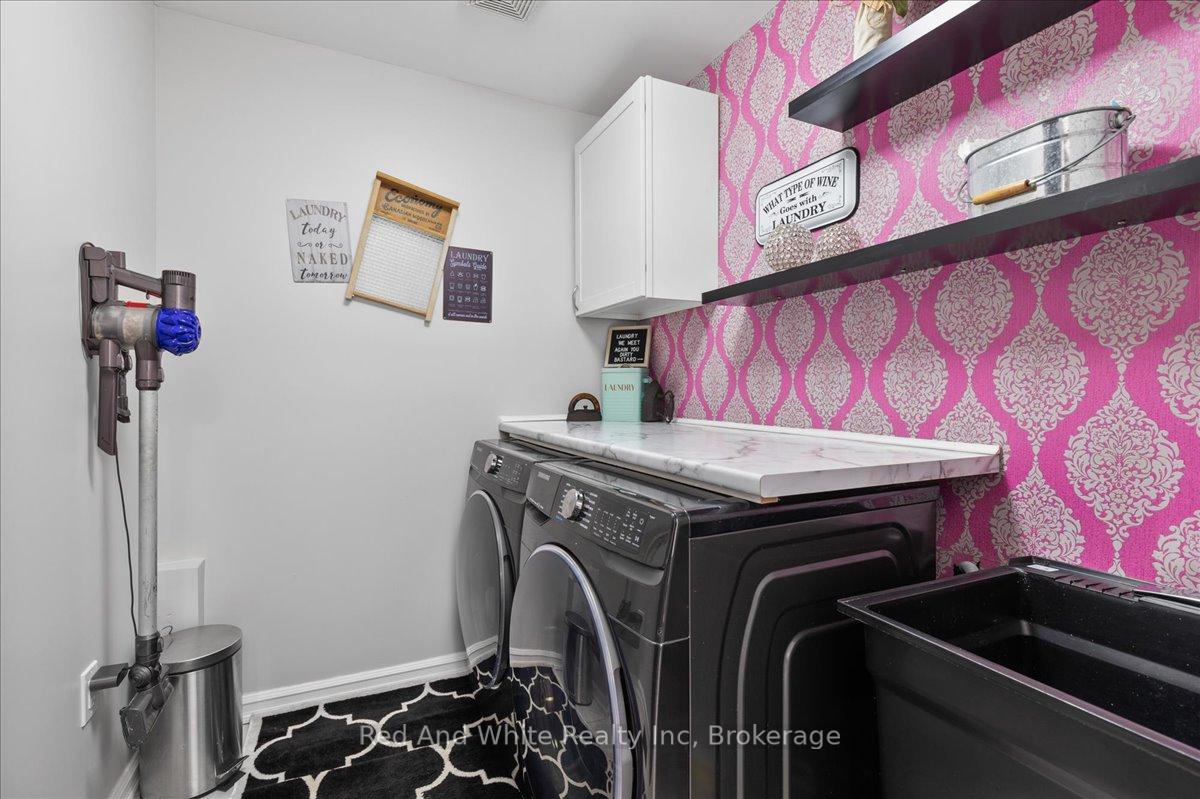Photo 20 of 21 Draper Street, Brant, Brantford Twp — HOMEH