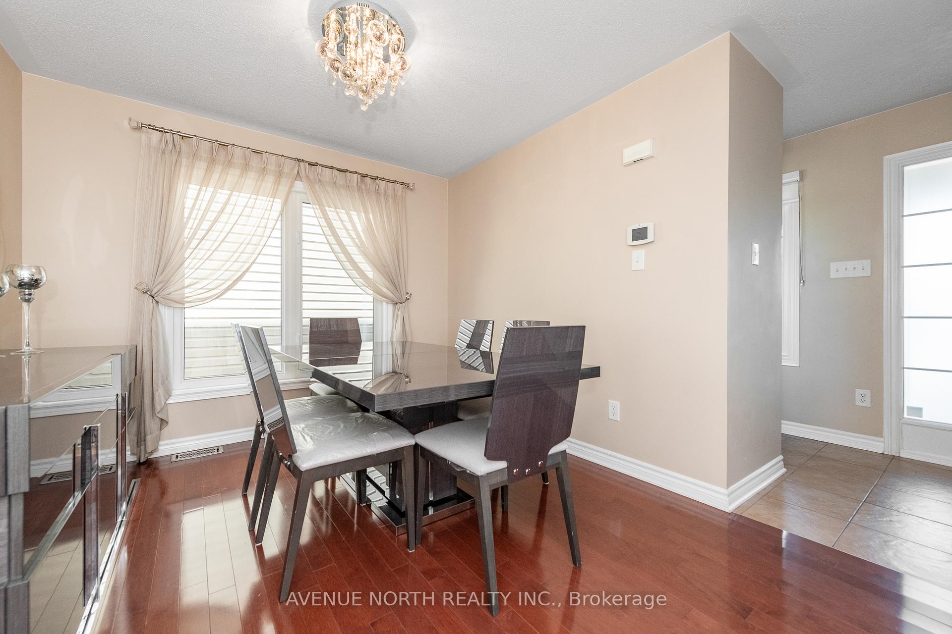 Photo 8 of 3560 Cambrian Road, Ottawa, Barrhaven - Half Moon Bay — HOMEH