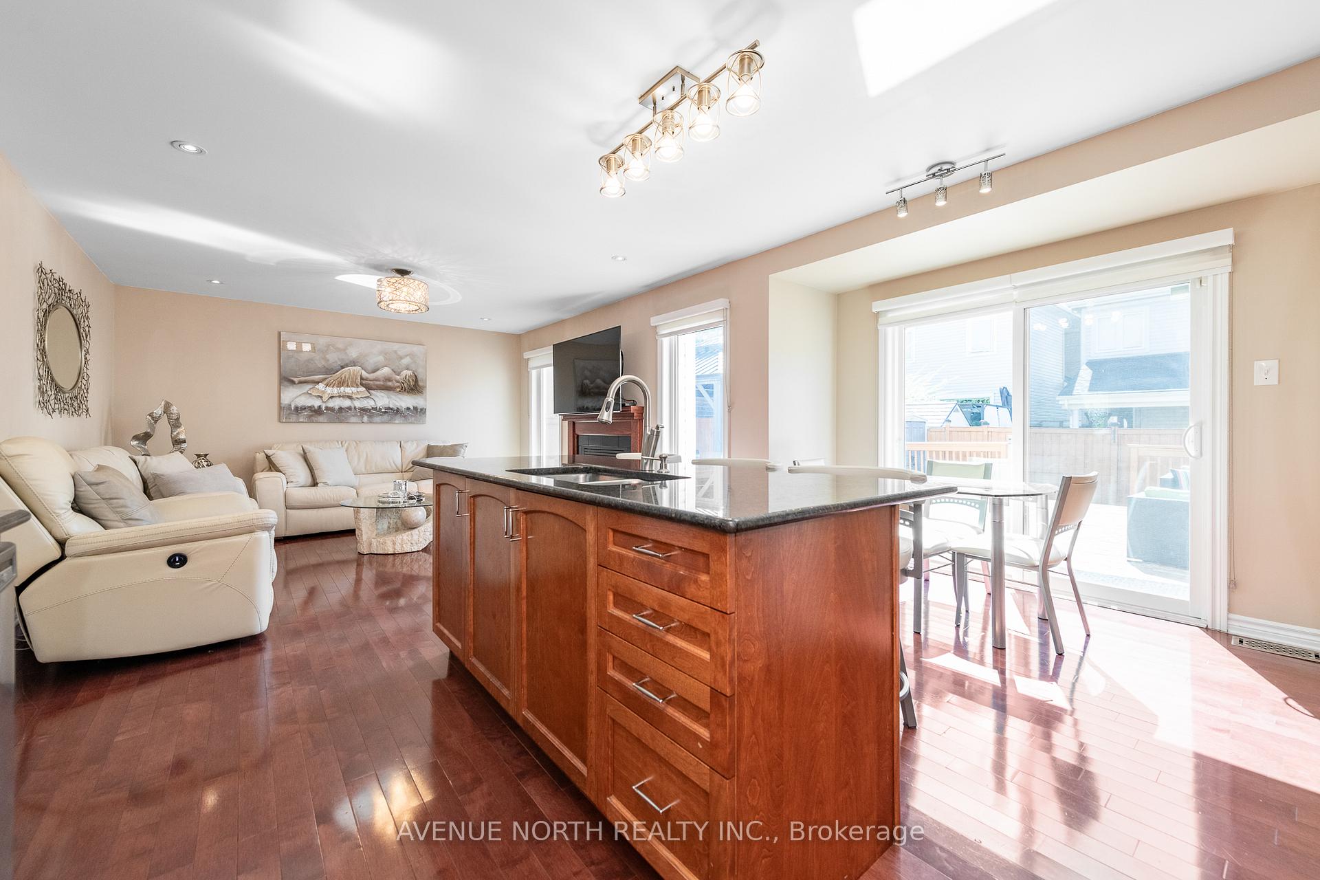 Photo 14 of 3560 Cambrian Road, Ottawa, Barrhaven - Half Moon Bay — HOMEH