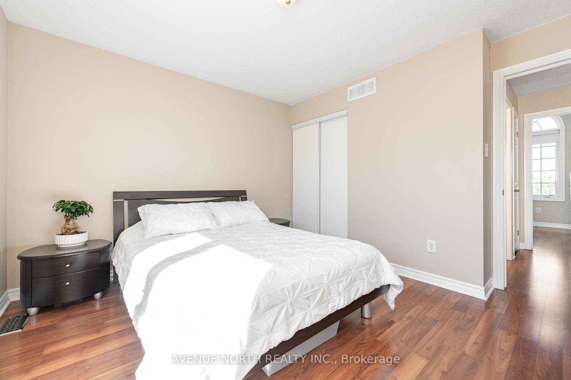 Photo 28 of 3560 Cambrian Road, Ottawa, Barrhaven - Half Moon Bay — HOMEH