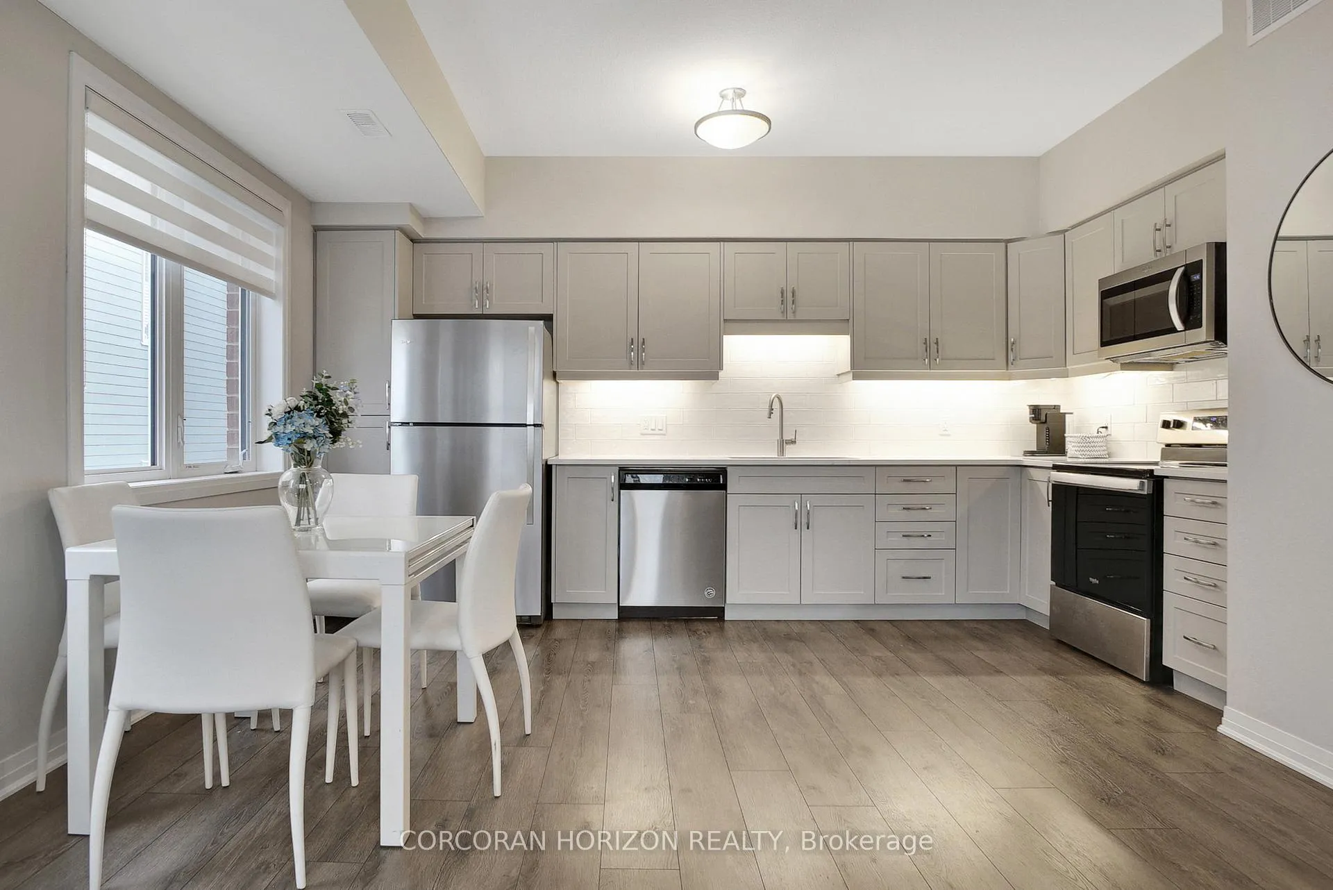 Photo 5 of 100 Seabrook Drive, Kitchener — HOMEH