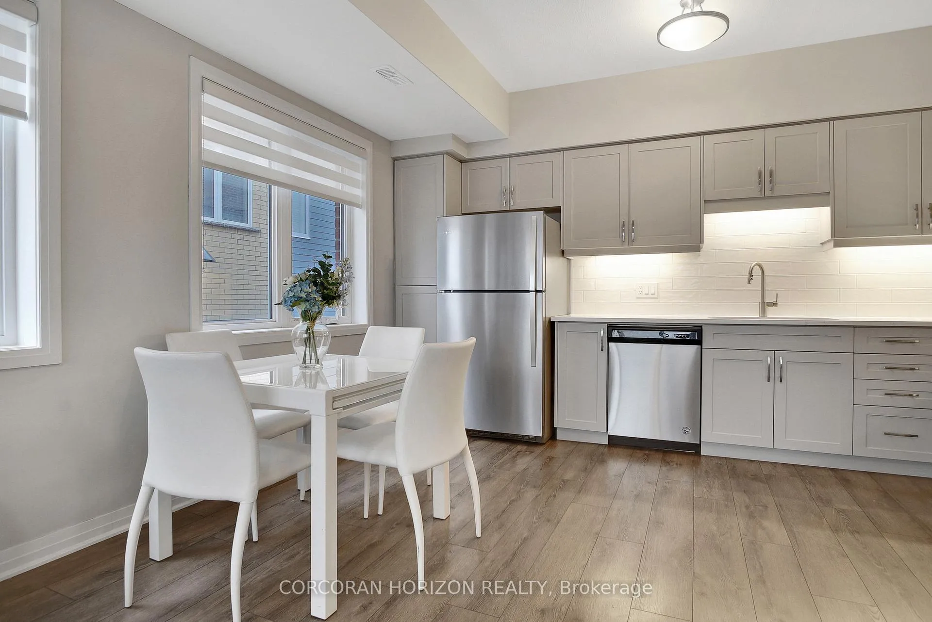 Photo 6 of 100 Seabrook Drive, Kitchener — HOMEH