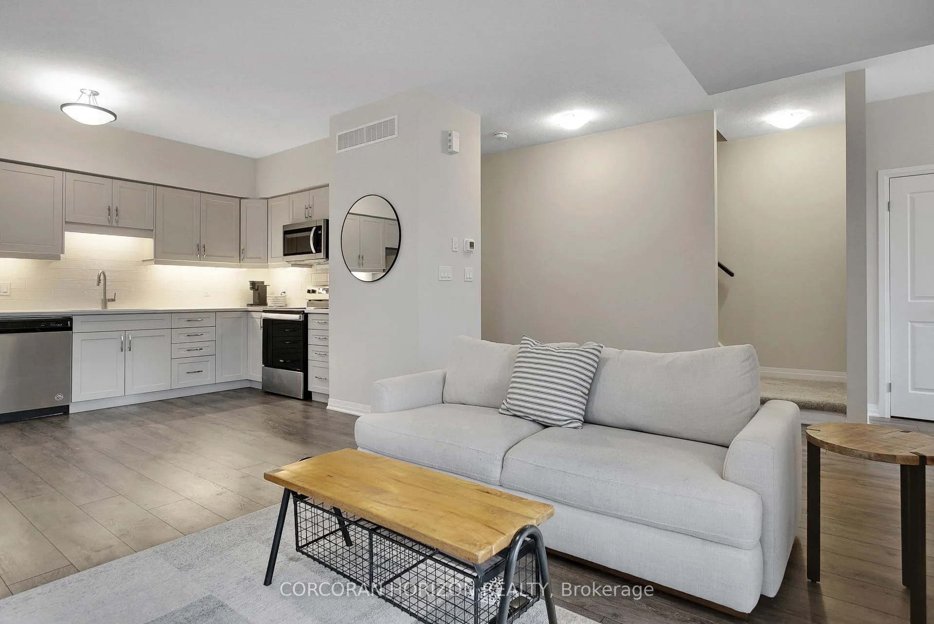 Photo 9 of 100 Seabrook Drive, Kitchener — HOMEH