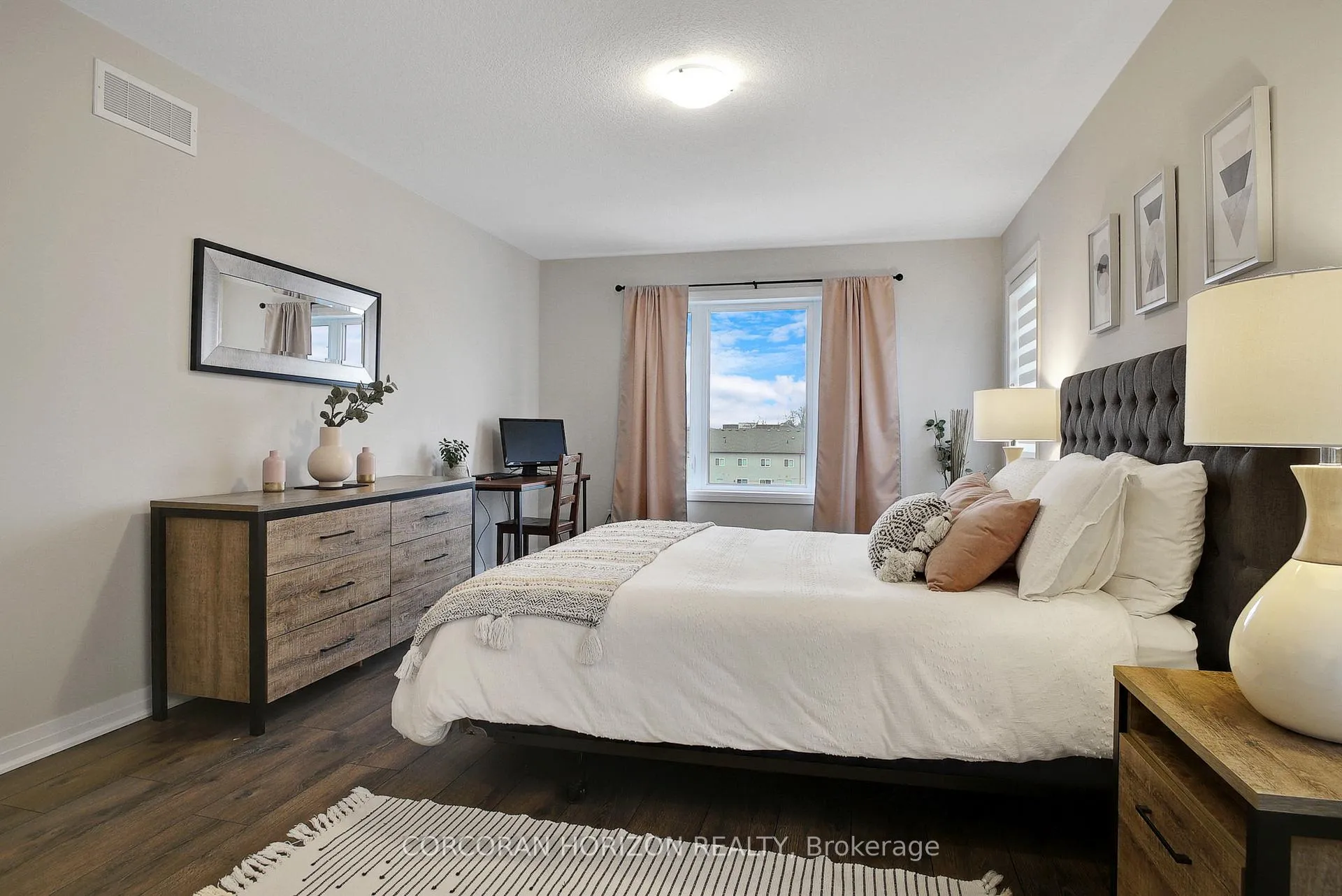 Photo 18 of 100 Seabrook Drive, Kitchener — HOMEH
