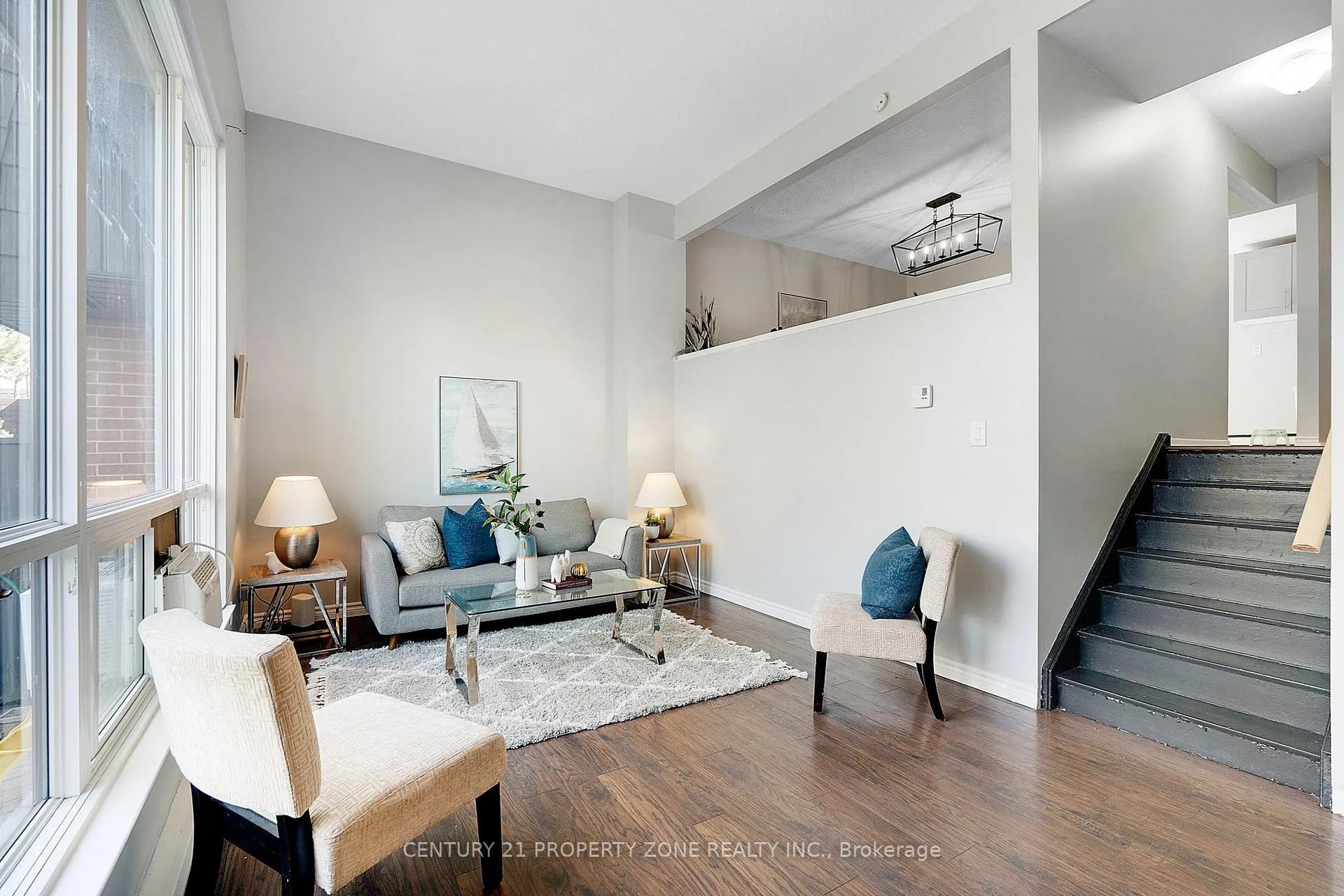 Photo 4 of 55 Darras Court, Brampton, Southgate — HOMEH