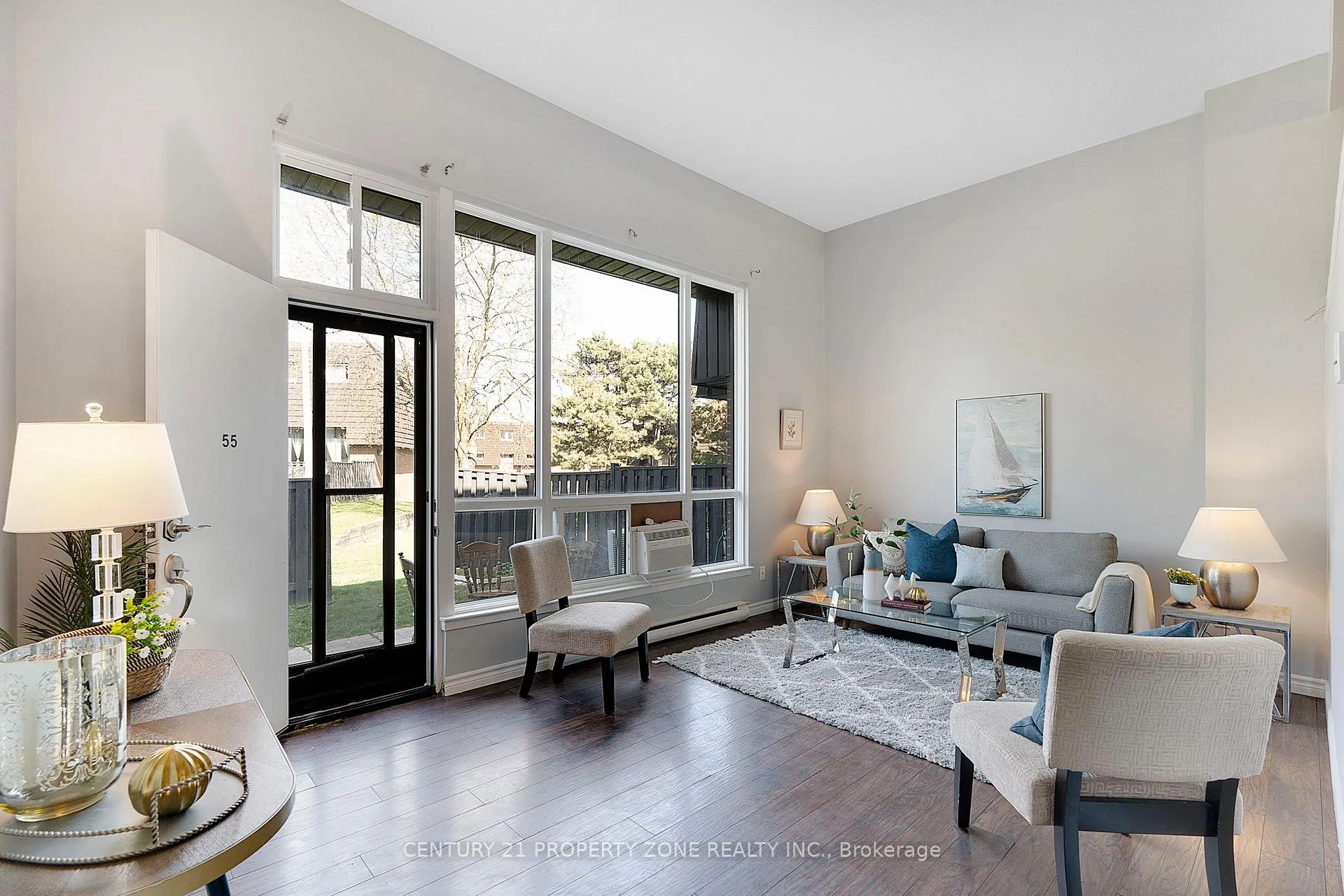 Photo 6 of 55 Darras Court, Brampton, Southgate — HOMEH