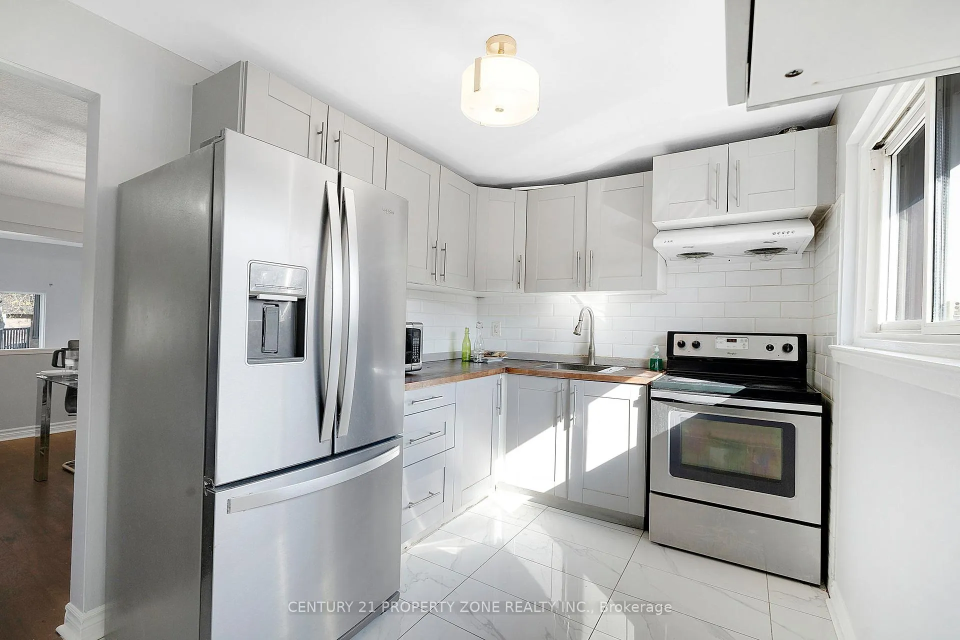 Photo 8 of 55 Darras Court, Brampton, Southgate — HOMEH
