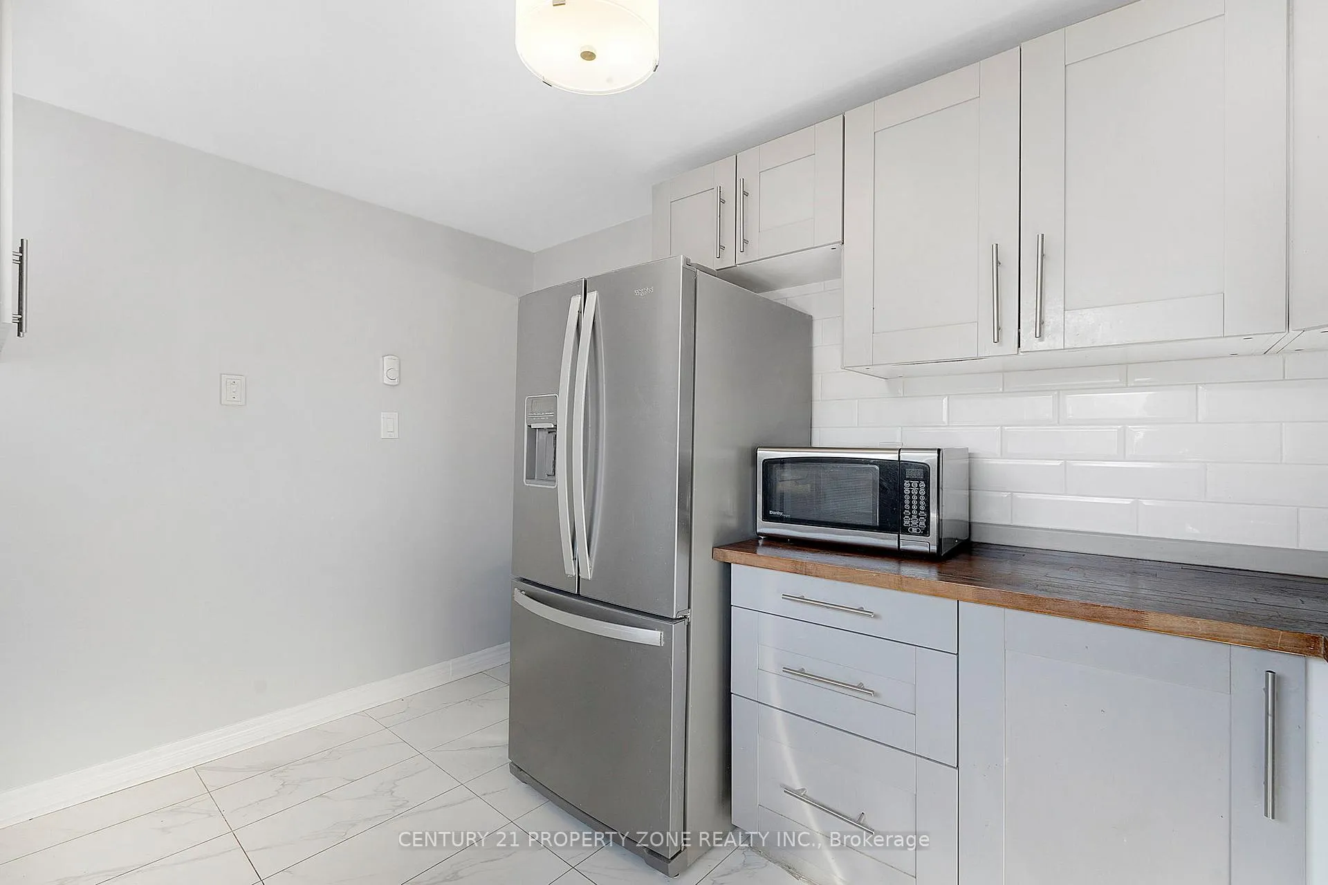 Photo 9 of 55 Darras Court, Brampton, Southgate — HOMEH
