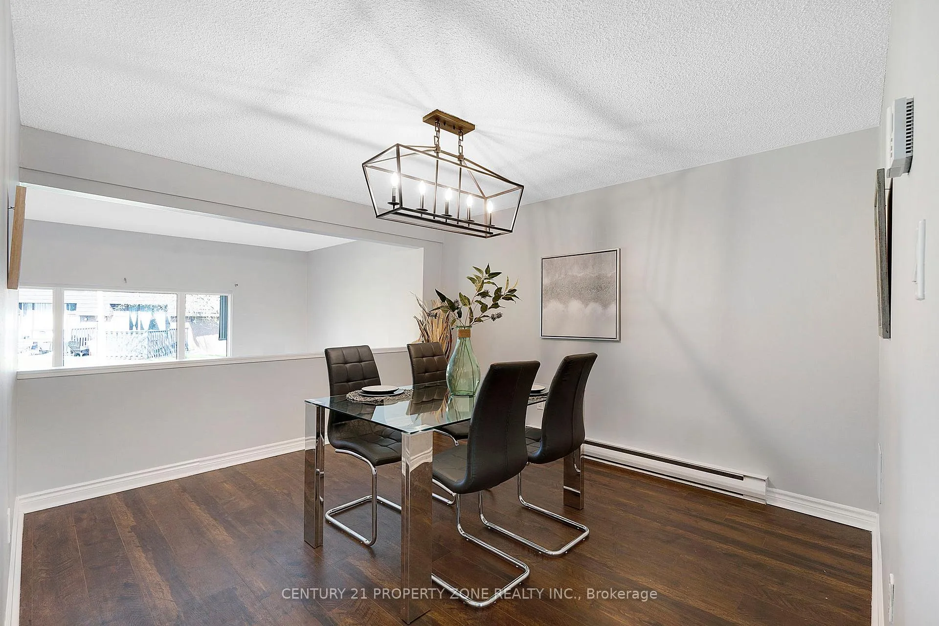 Photo 10 of 55 Darras Court, Brampton, Southgate — HOMEH