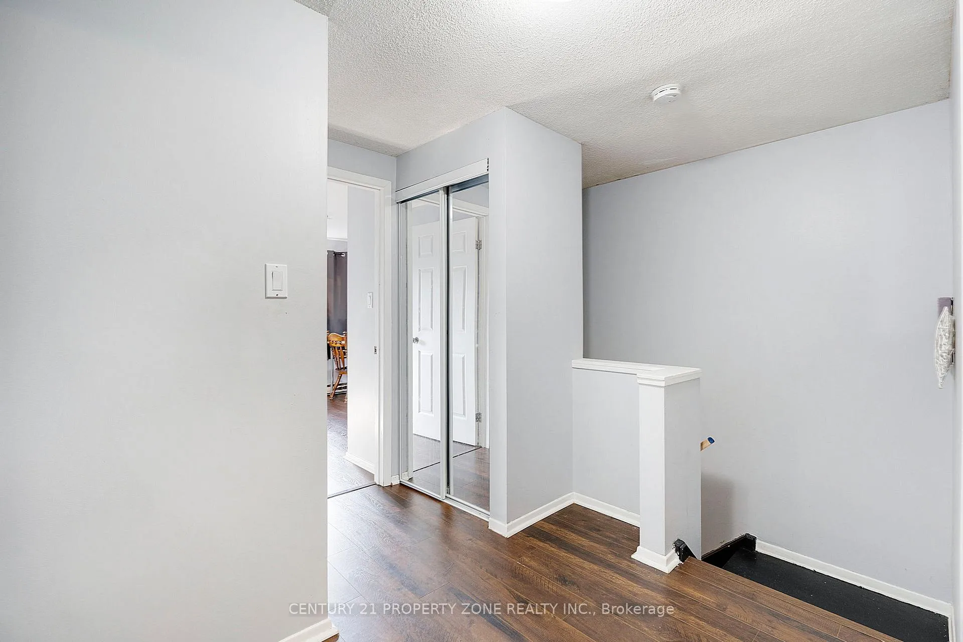 Photo 14 of 55 Darras Court, Brampton, Southgate — HOMEH