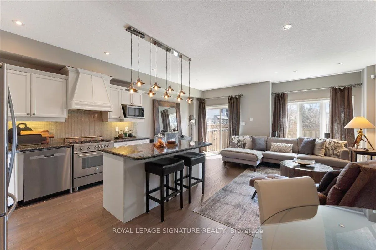 Photo 9 of 9 Forest Valley Crescent, Hamilton, Dundas — HOMEH