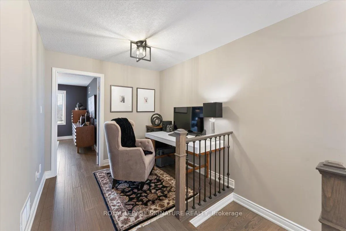 Photo 24 of 9 Forest Valley Crescent, Hamilton, Dundas — HOMEH