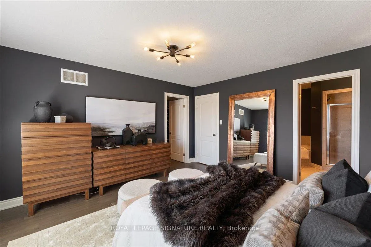 Photo 26 of 9 Forest Valley Crescent, Hamilton, Dundas — HOMEH