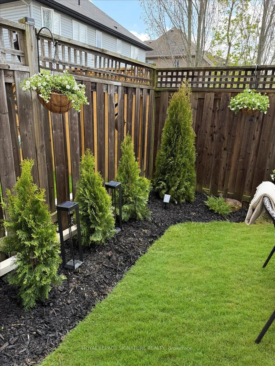 Photo 35 of 9 Forest Valley Crescent, Hamilton, Dundas — HOMEH