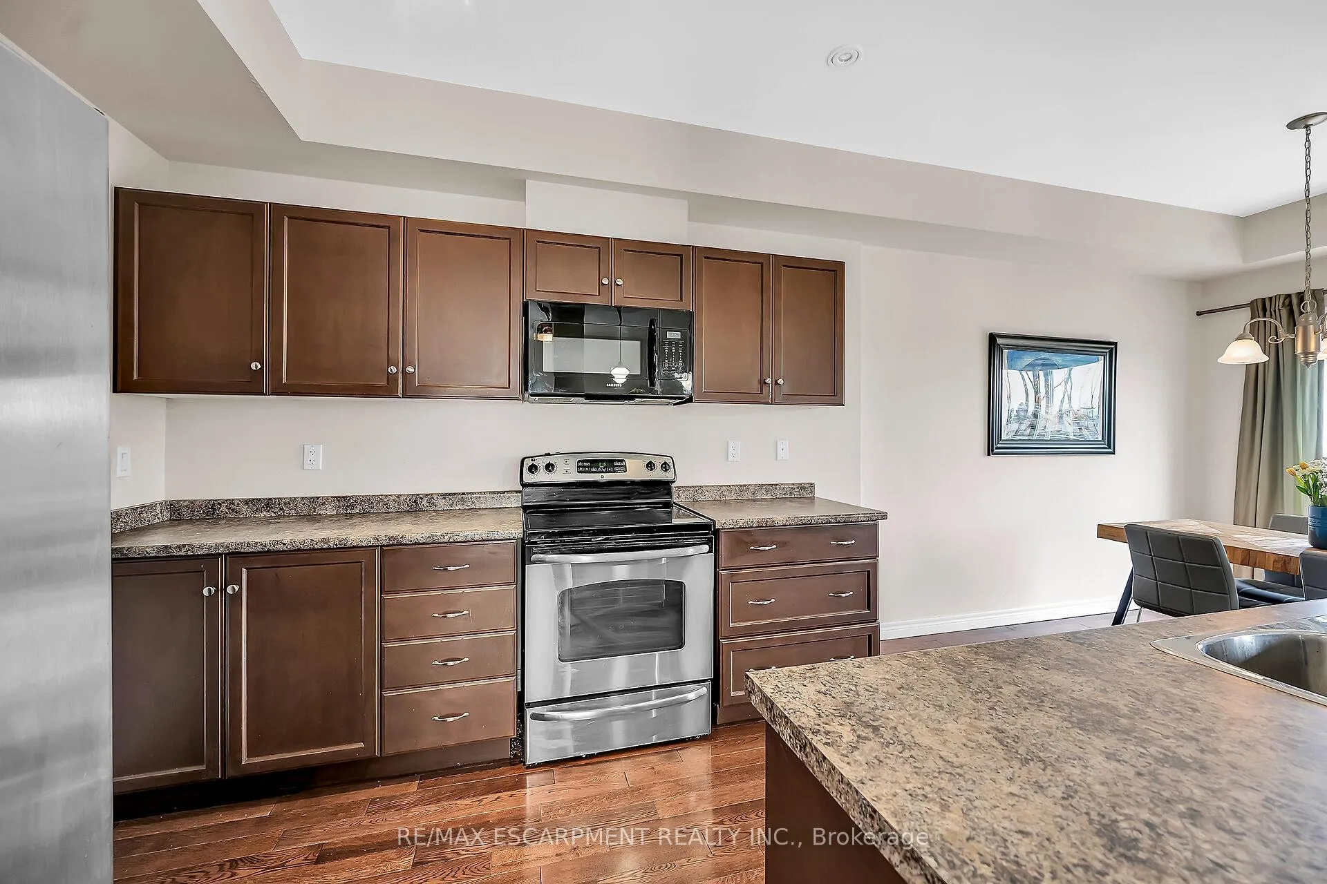 Photo 20 of 78 Myers Lane, Hamilton, Ancaster — HOMEH