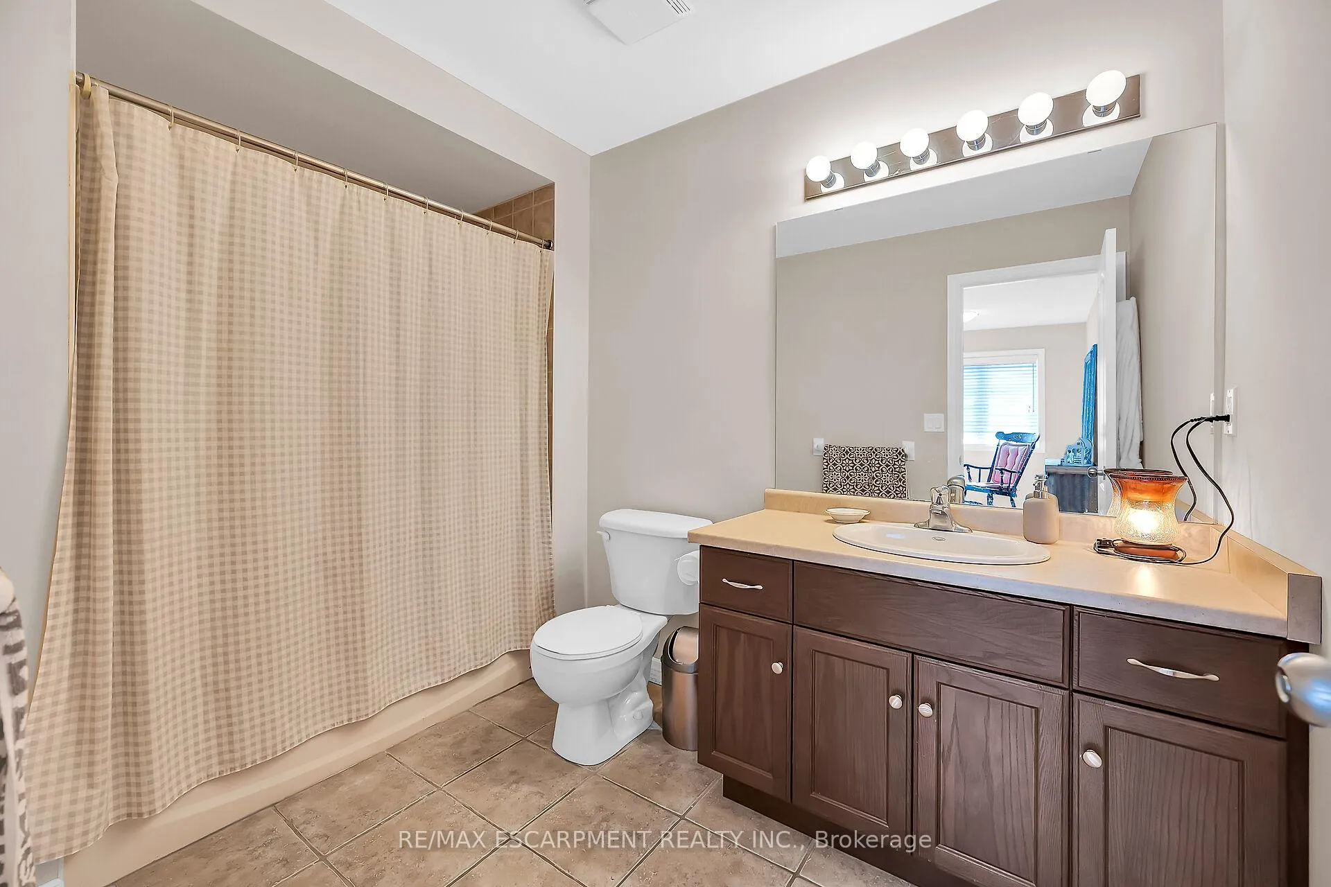 Photo 31 of 78 Myers Lane, Hamilton, Ancaster — HOMEH