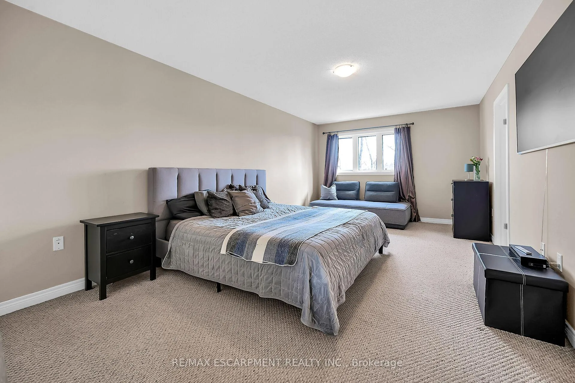 Photo 32 of 78 Myers Lane, Hamilton, Ancaster — HOMEH
