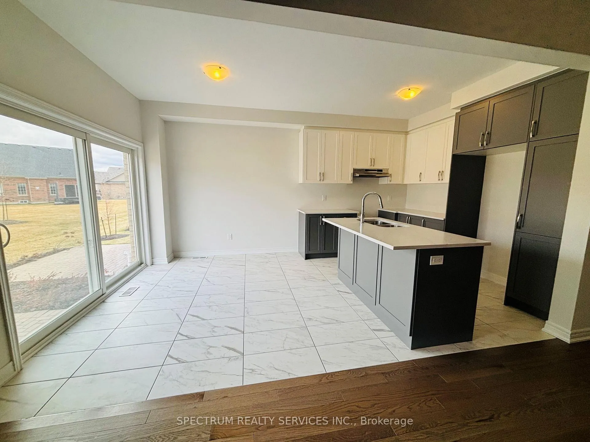 Photo 5 of 83 Muzzo Drive, Brampton, Sandringham-Wellington — HOMEH
