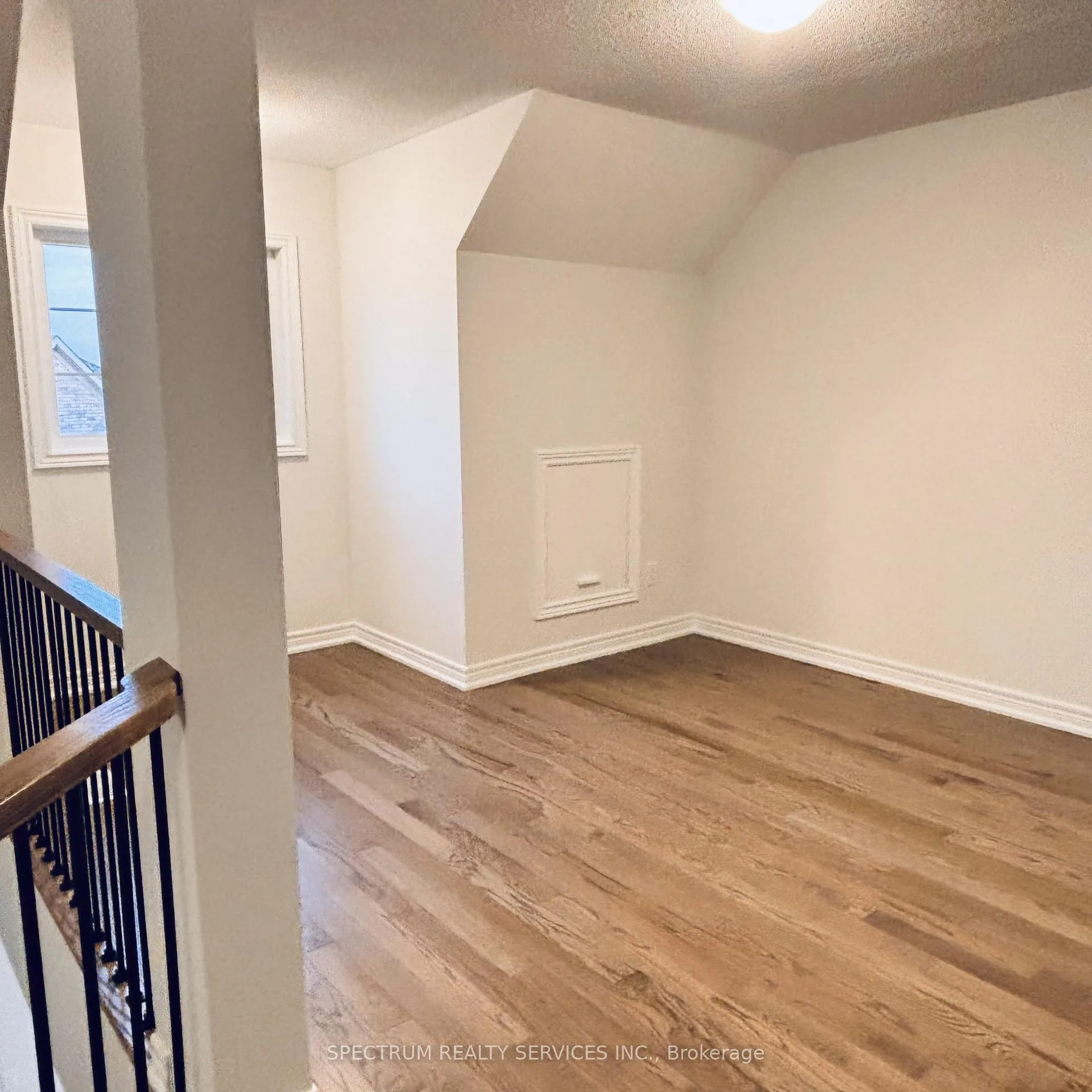 Photo 9 of 83 Muzzo Drive, Brampton, Sandringham-Wellington — HOMEH