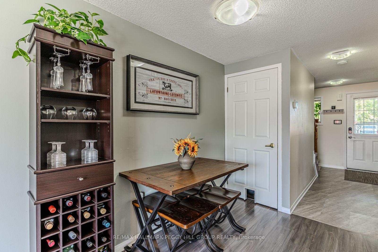 Photo 5 of 59 Srigley Street, Barrie, Holly — HOMEH