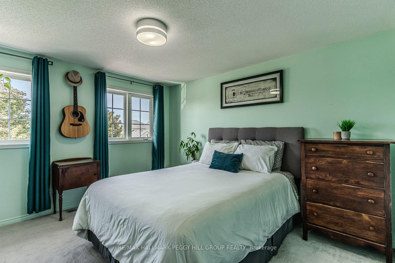 Photo 7 of 59 Srigley Street, Barrie, Holly — HOMEH