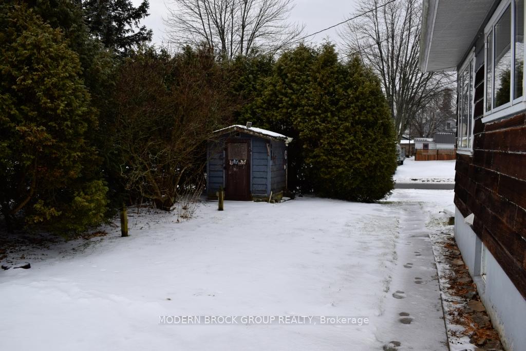 Photo 6 of 905 George Street, Edwardsburgh/Cardinal, Town of Cardinal — HOMEH