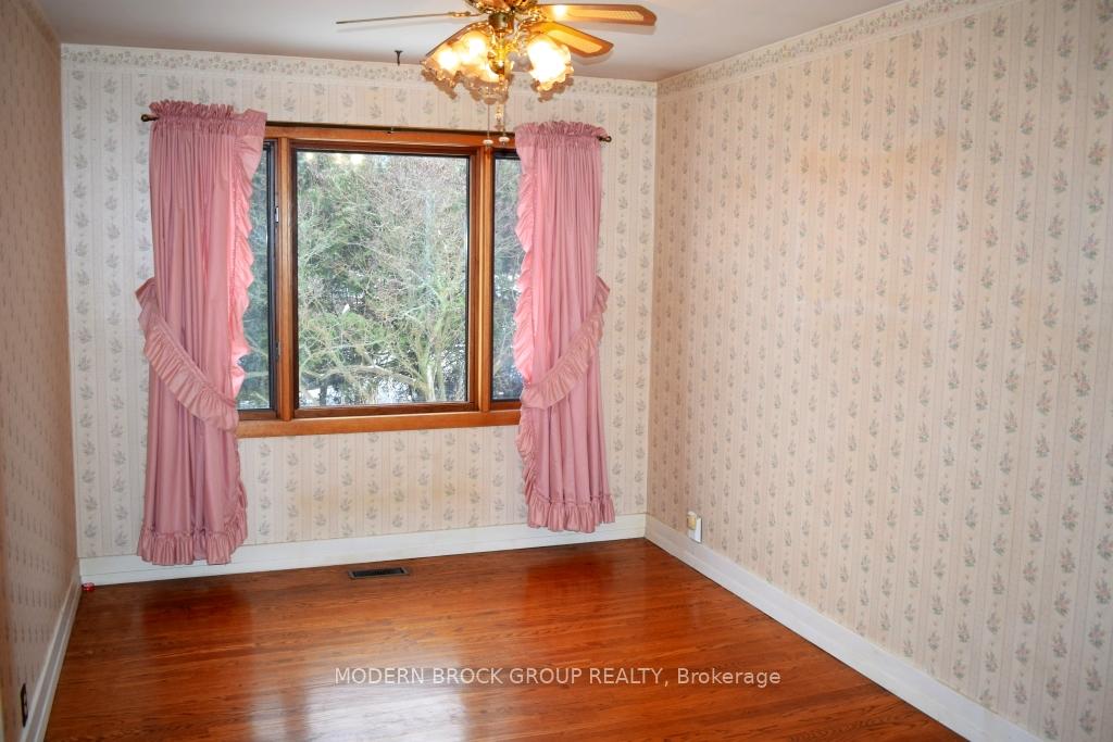Photo 9 of 905 George Street, Edwardsburgh/Cardinal, Town of Cardinal — HOMEH