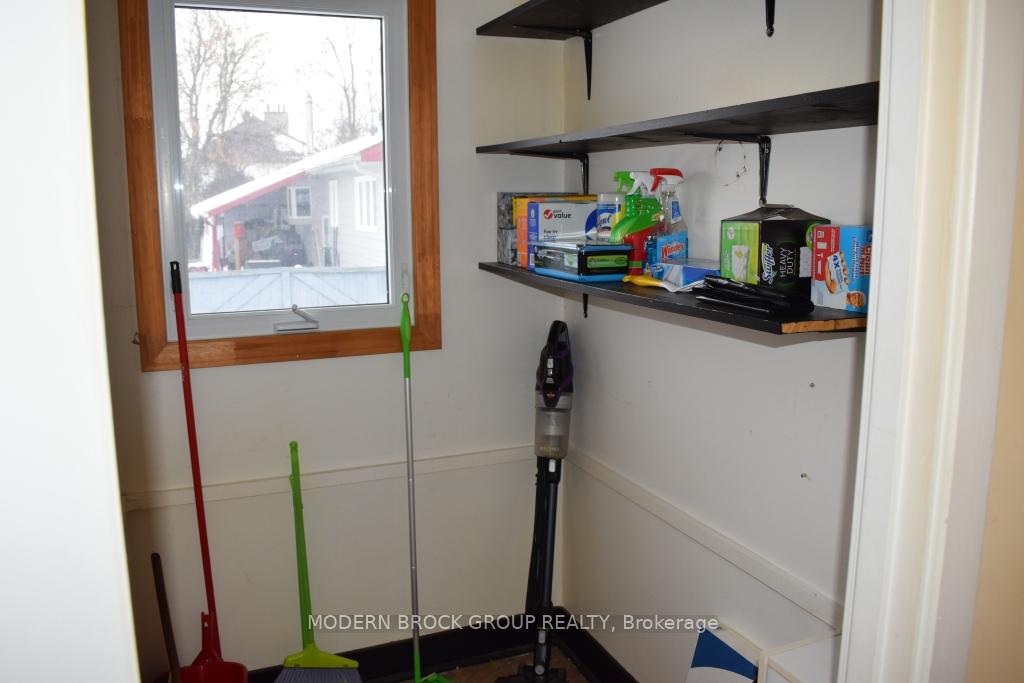 Photo 23 of 905 George Street, Edwardsburgh/Cardinal, Town of Cardinal — HOMEH