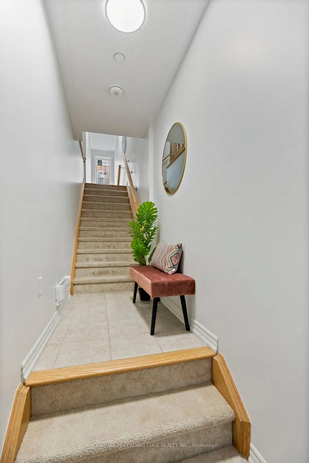 Photo 4 of 44 Filly Path, Oshawa, Windfields — HOMEH