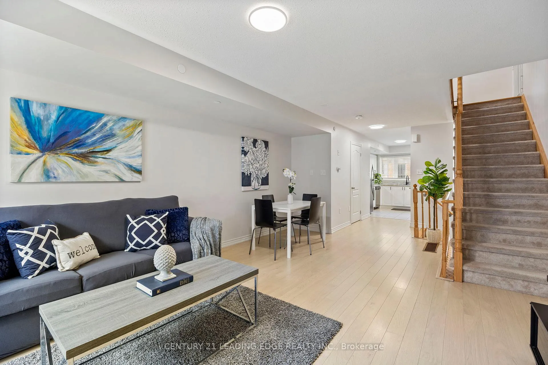 Photo 9 of 44 Filly Path, Oshawa, Windfields — HOMEH