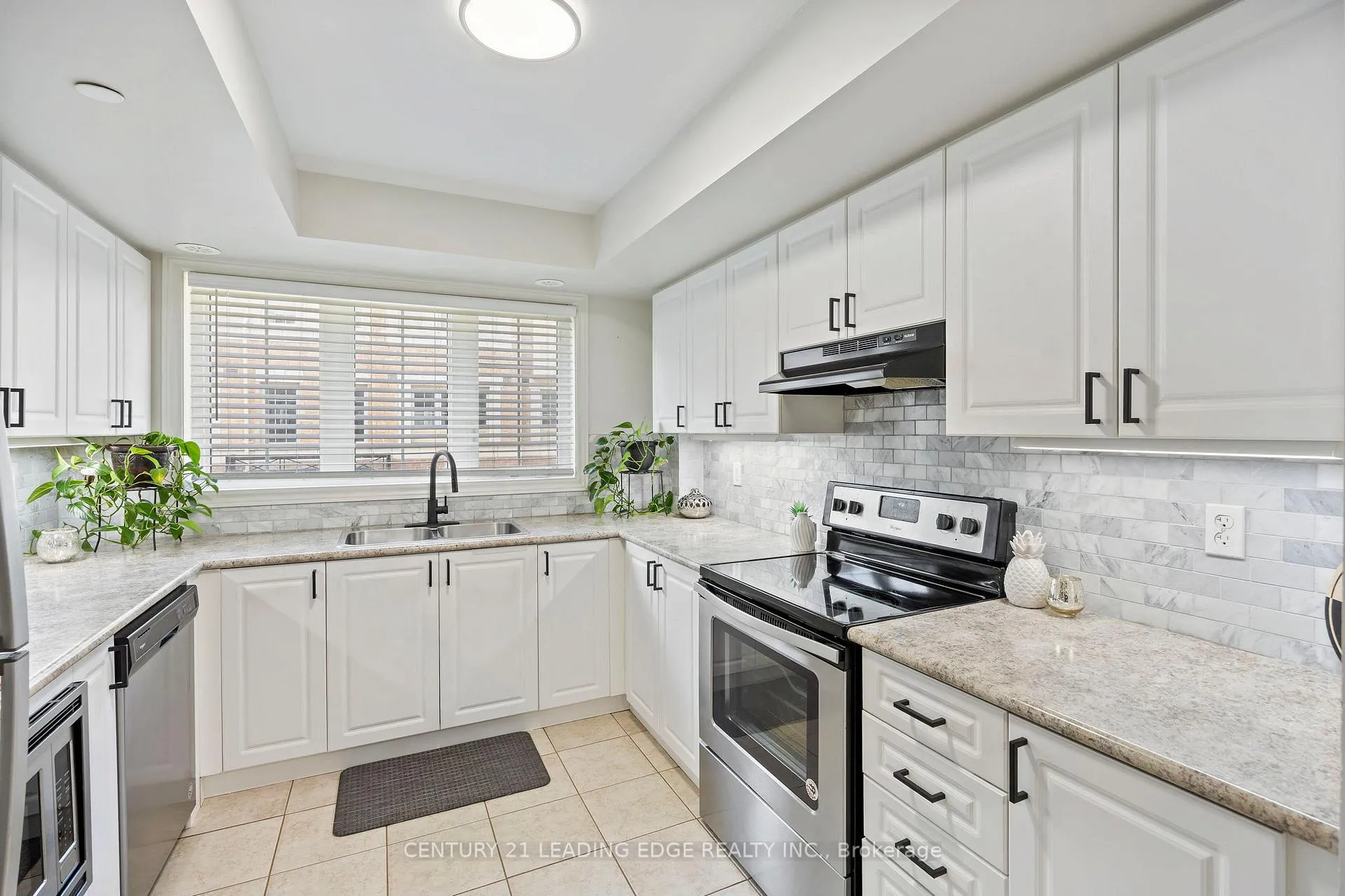 Photo 12 of 44 Filly Path, Oshawa, Windfields — HOMEH