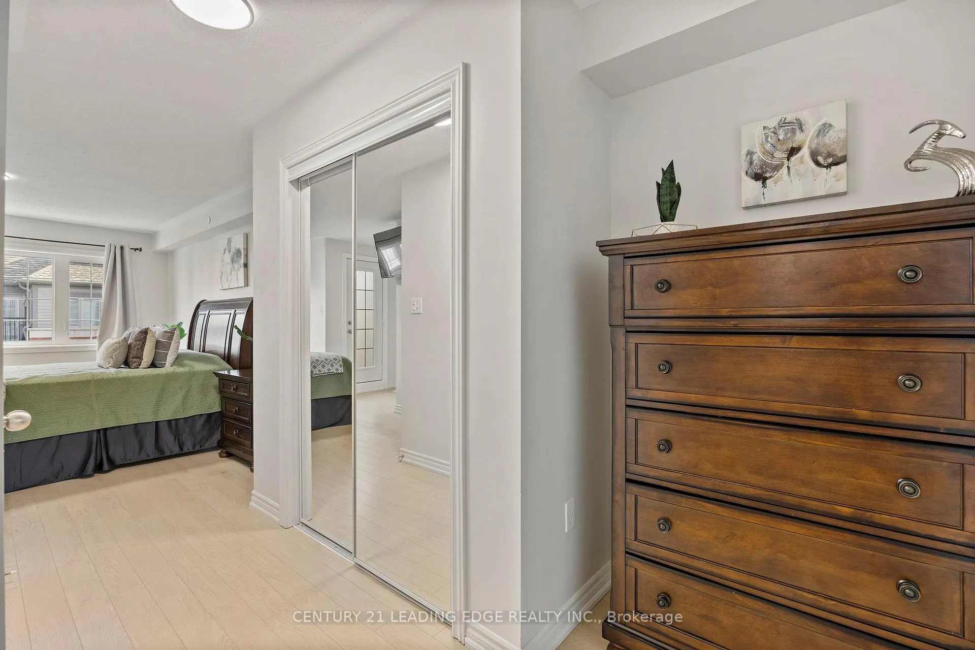 Photo 16 of 44 Filly Path, Oshawa, Windfields — HOMEH
