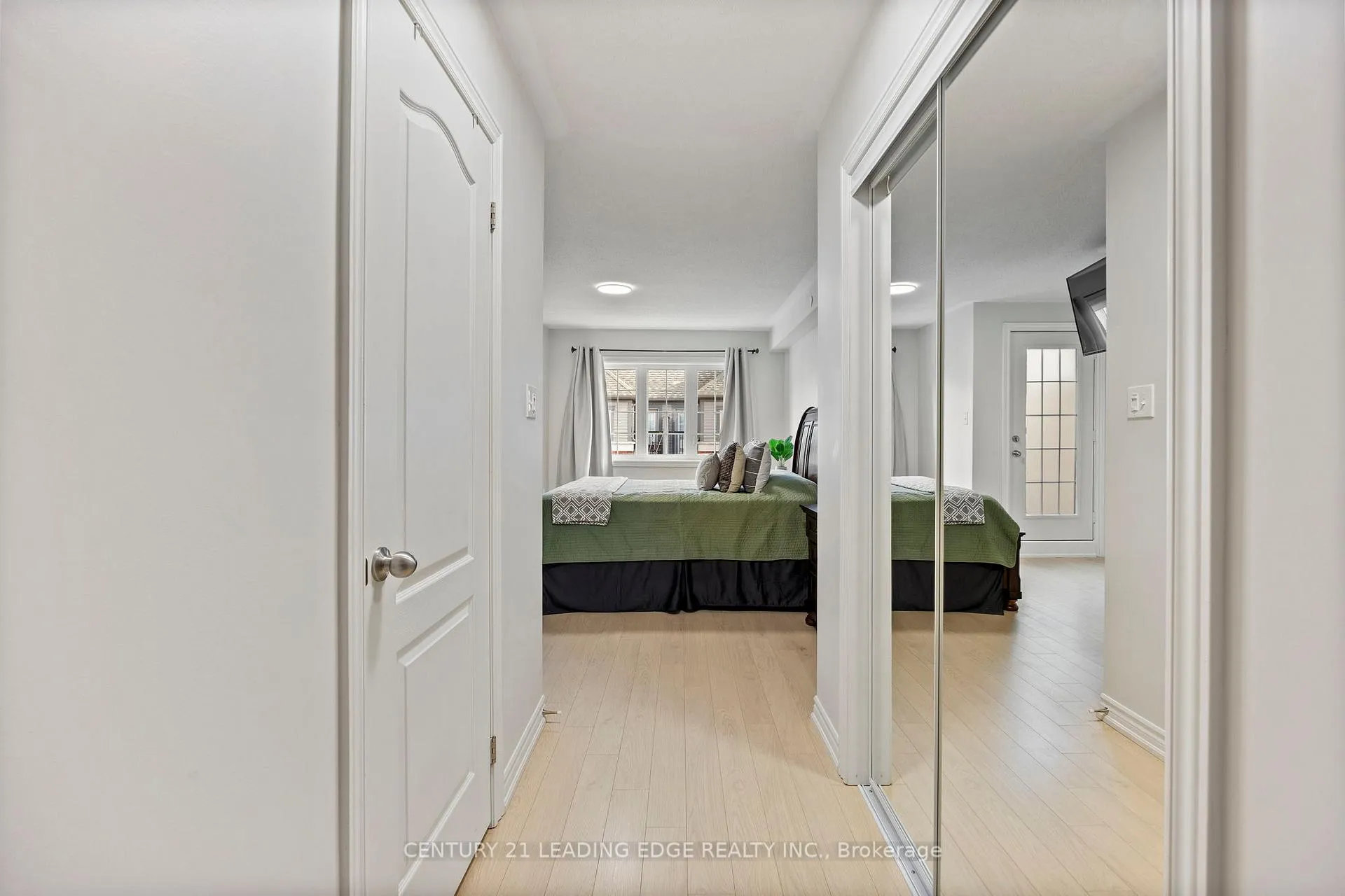Photo 17 of 44 Filly Path, Oshawa, Windfields — HOMEH