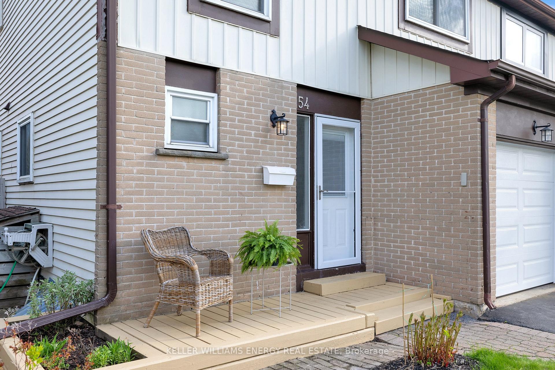 Photo 2 of 54 Alonna Street, Clarington, Bowmanville — HOMEH