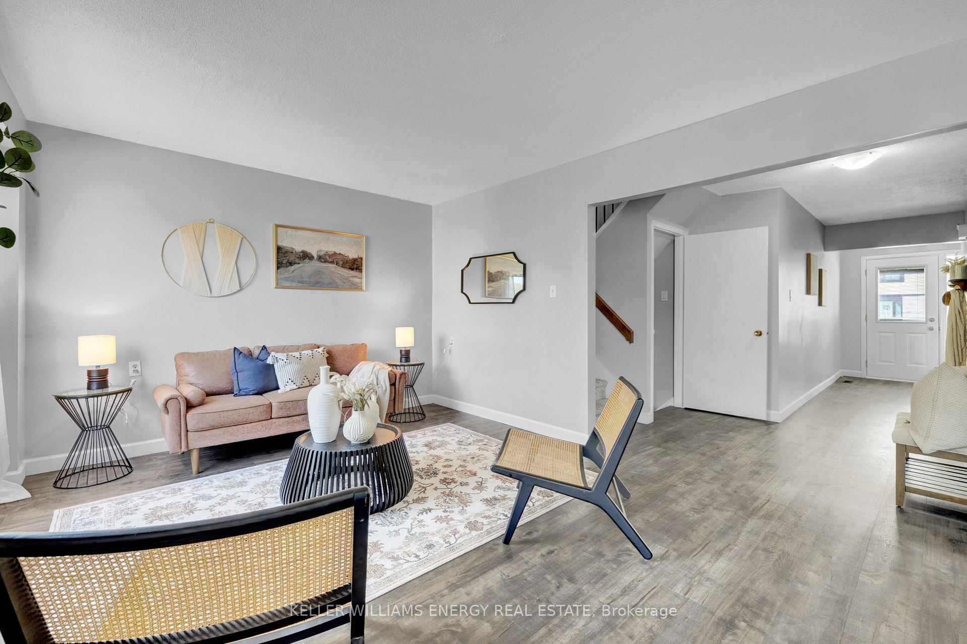 Photo 6 of 54 Alonna Street, Clarington, Bowmanville — HOMEH
