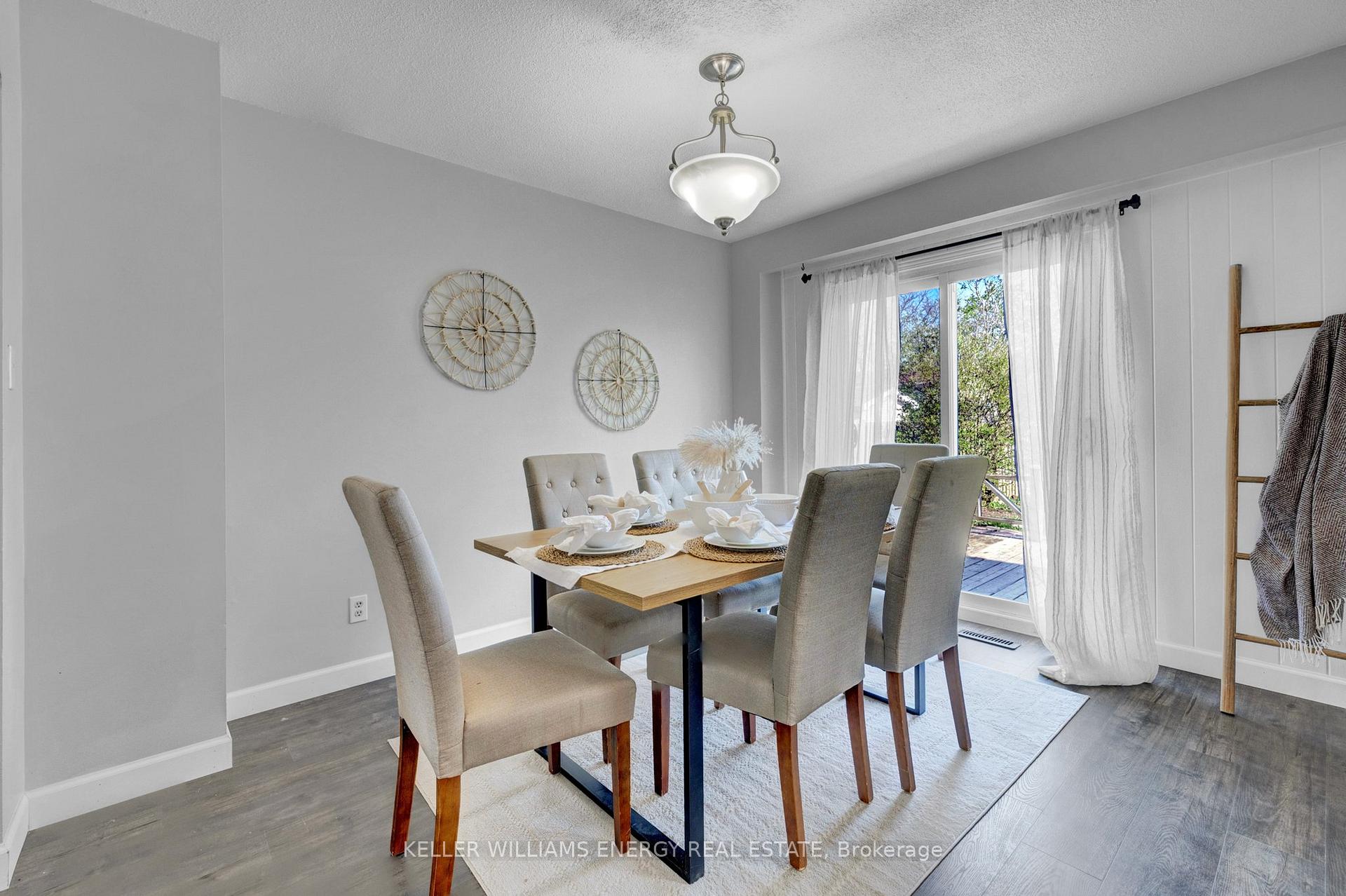 Photo 9 of 54 Alonna Street, Clarington, Bowmanville — HOMEH