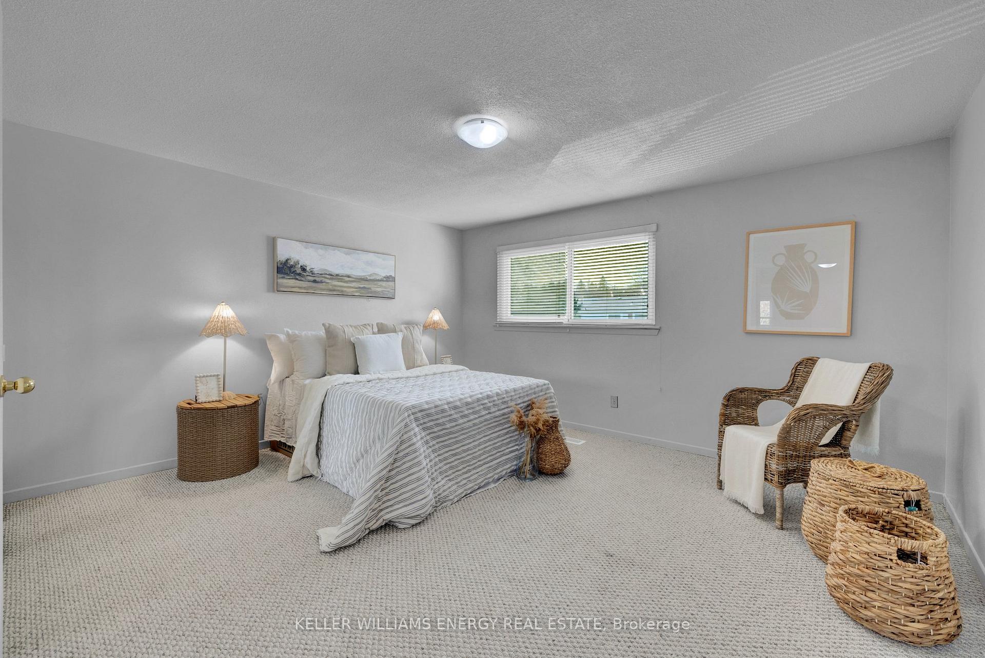 Photo 17 of 54 Alonna Street, Clarington, Bowmanville — HOMEH