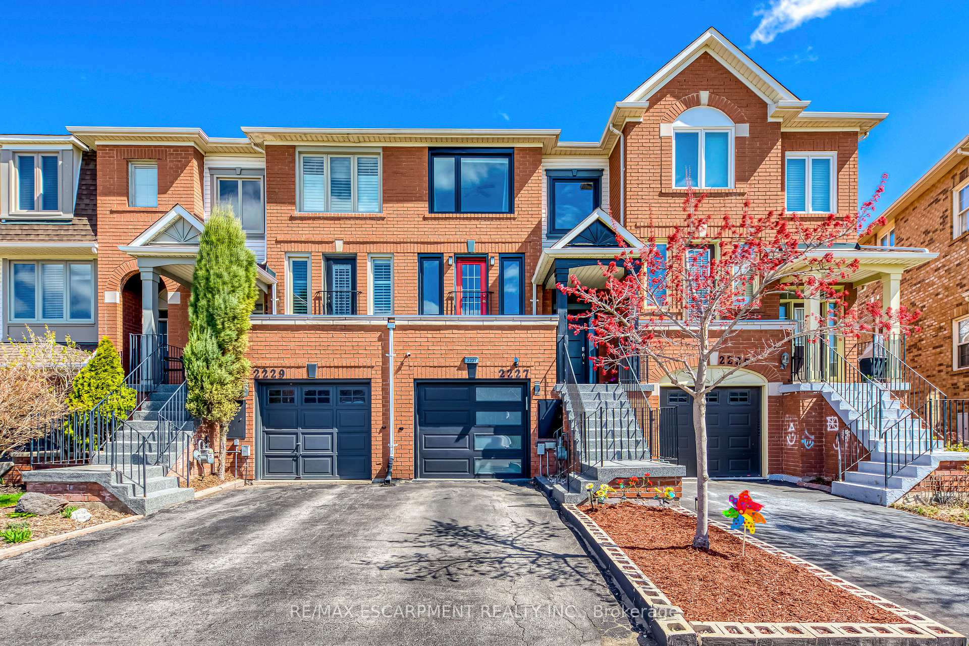 Photo 1 of 2227 Prescott Place, Burlington, Orchard — HOMEH