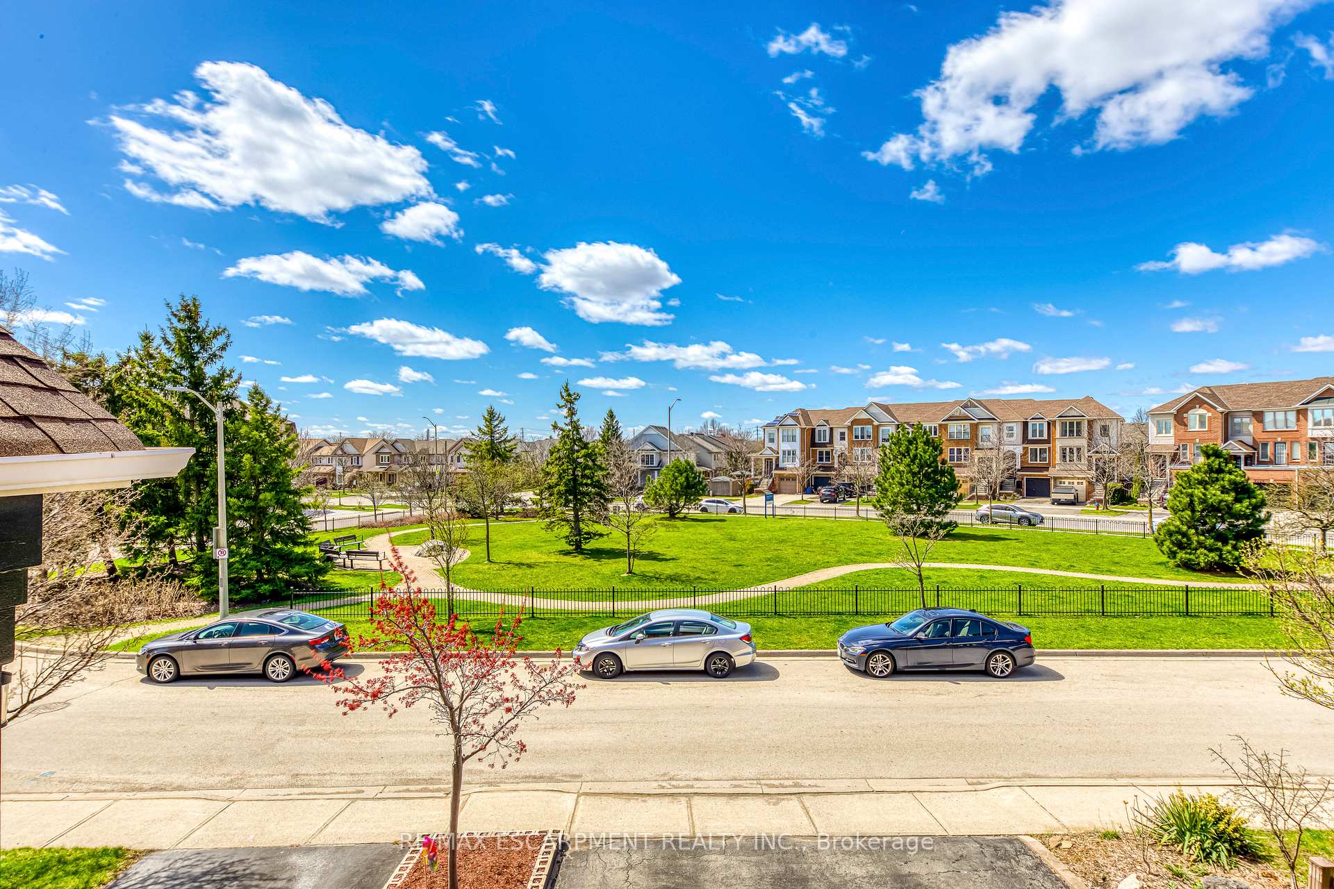 Photo 6 of 2227 Prescott Place, Burlington, Orchard — HOMEH