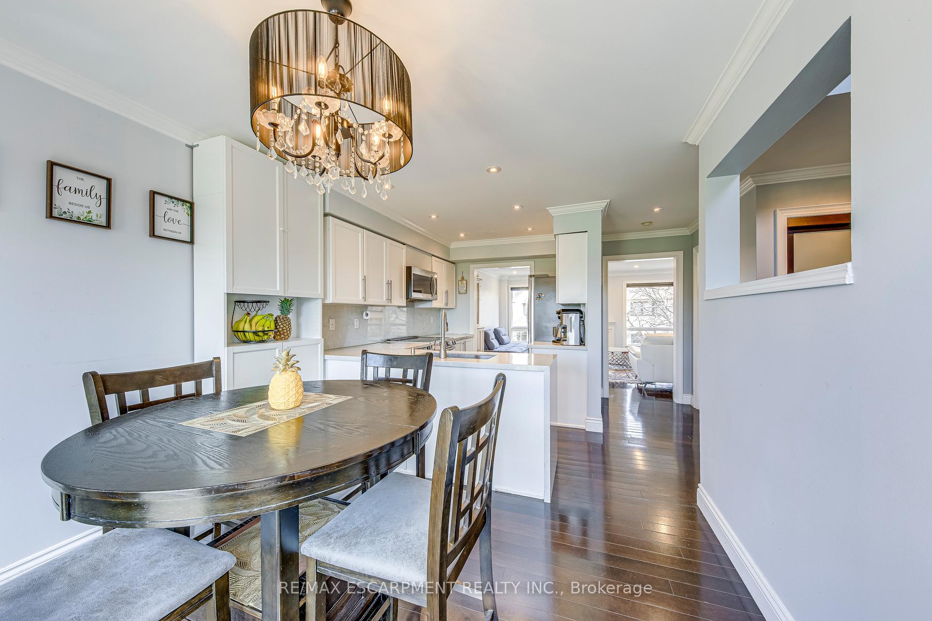 Photo 10 of 2227 Prescott Place, Burlington, Orchard — HOMEH