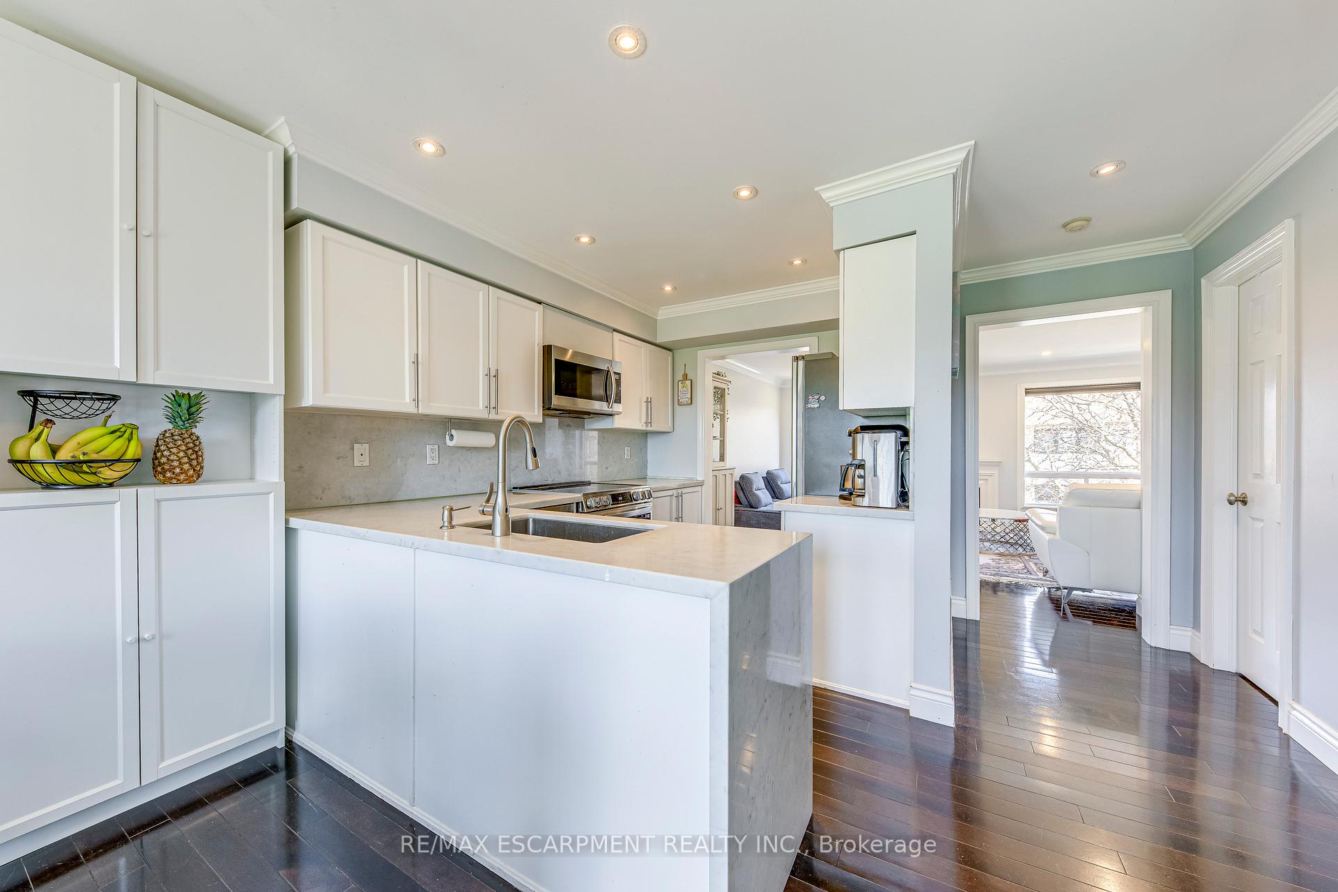 Photo 11 of 2227 Prescott Place, Burlington, Orchard — HOMEH