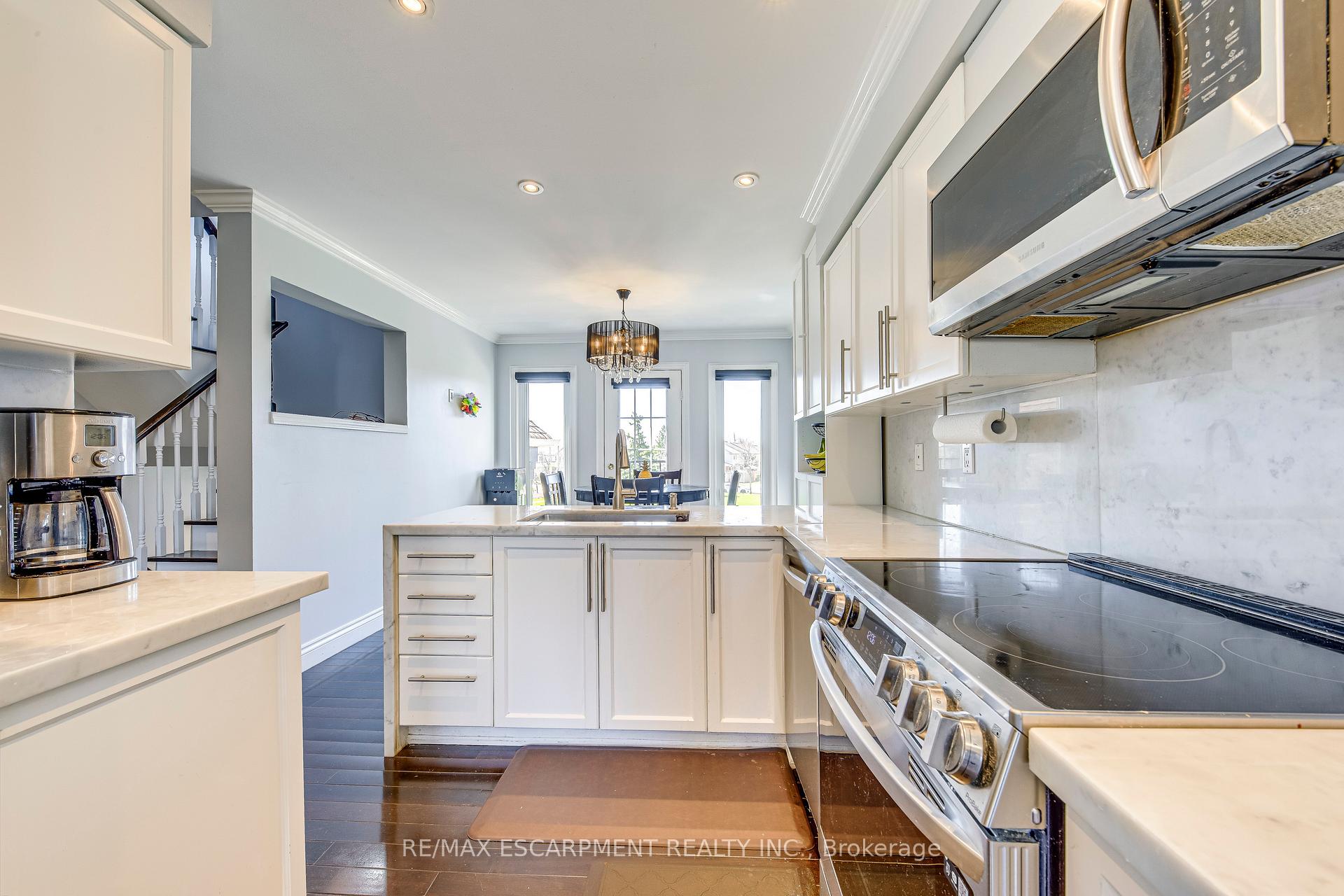 Photo 14 of 2227 Prescott Place, Burlington, Orchard — HOMEH