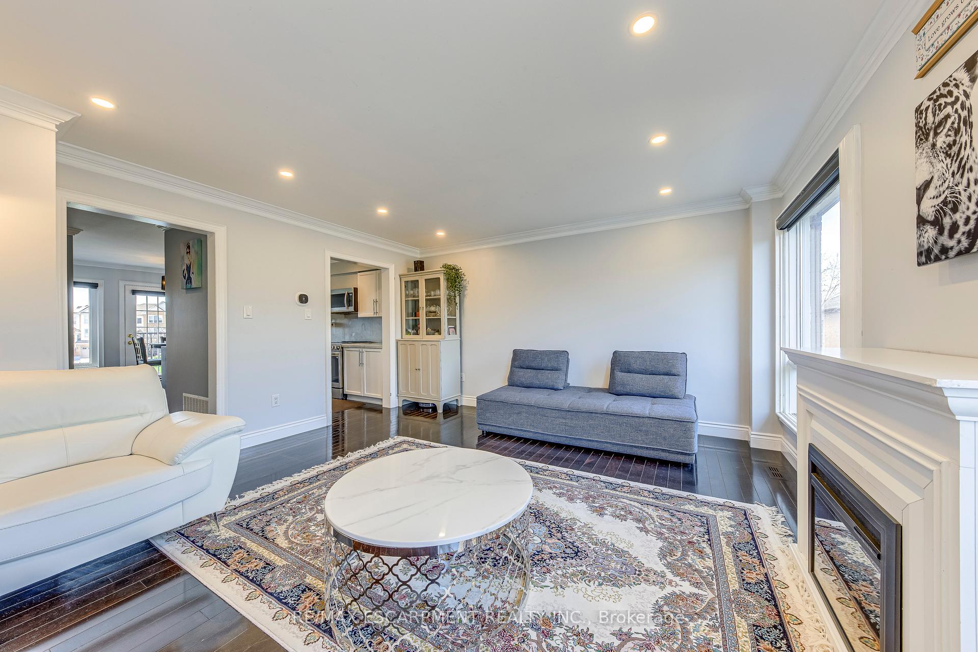 Photo 17 of 2227 Prescott Place, Burlington, Orchard — HOMEH
