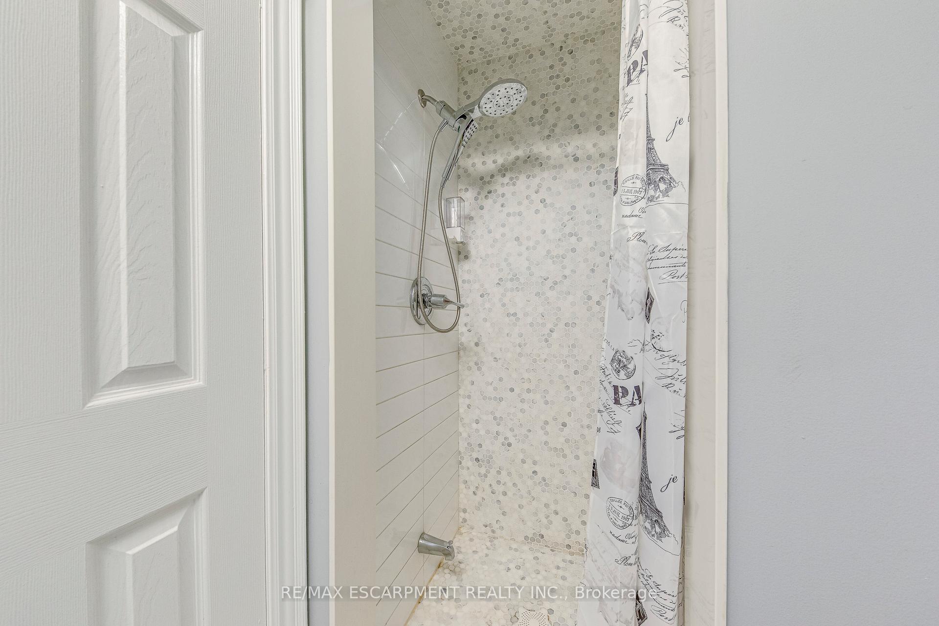 Photo 25 of 2227 Prescott Place, Burlington, Orchard — HOMEH