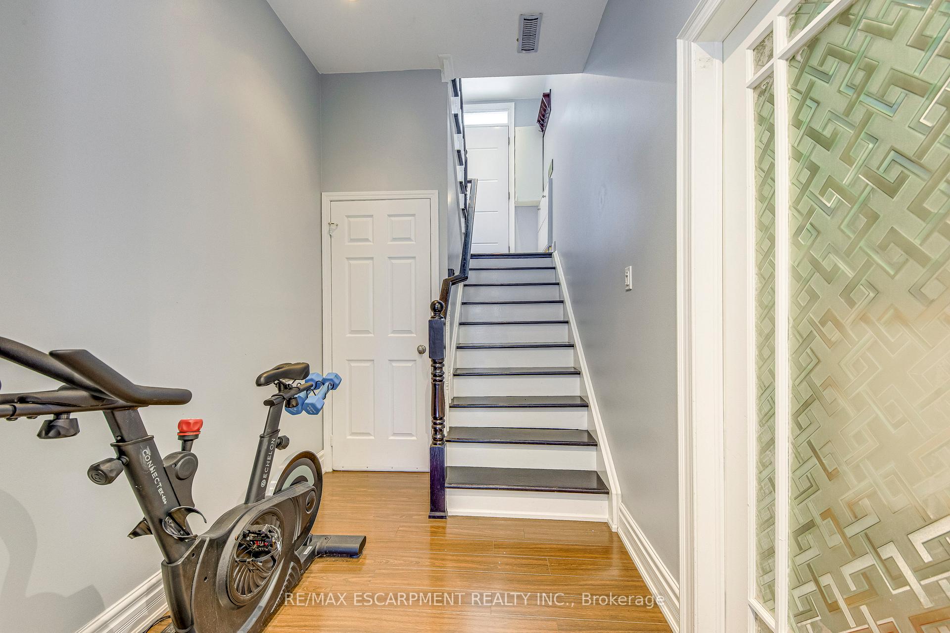 Photo 31 of 2227 Prescott Place, Burlington, Orchard — HOMEH