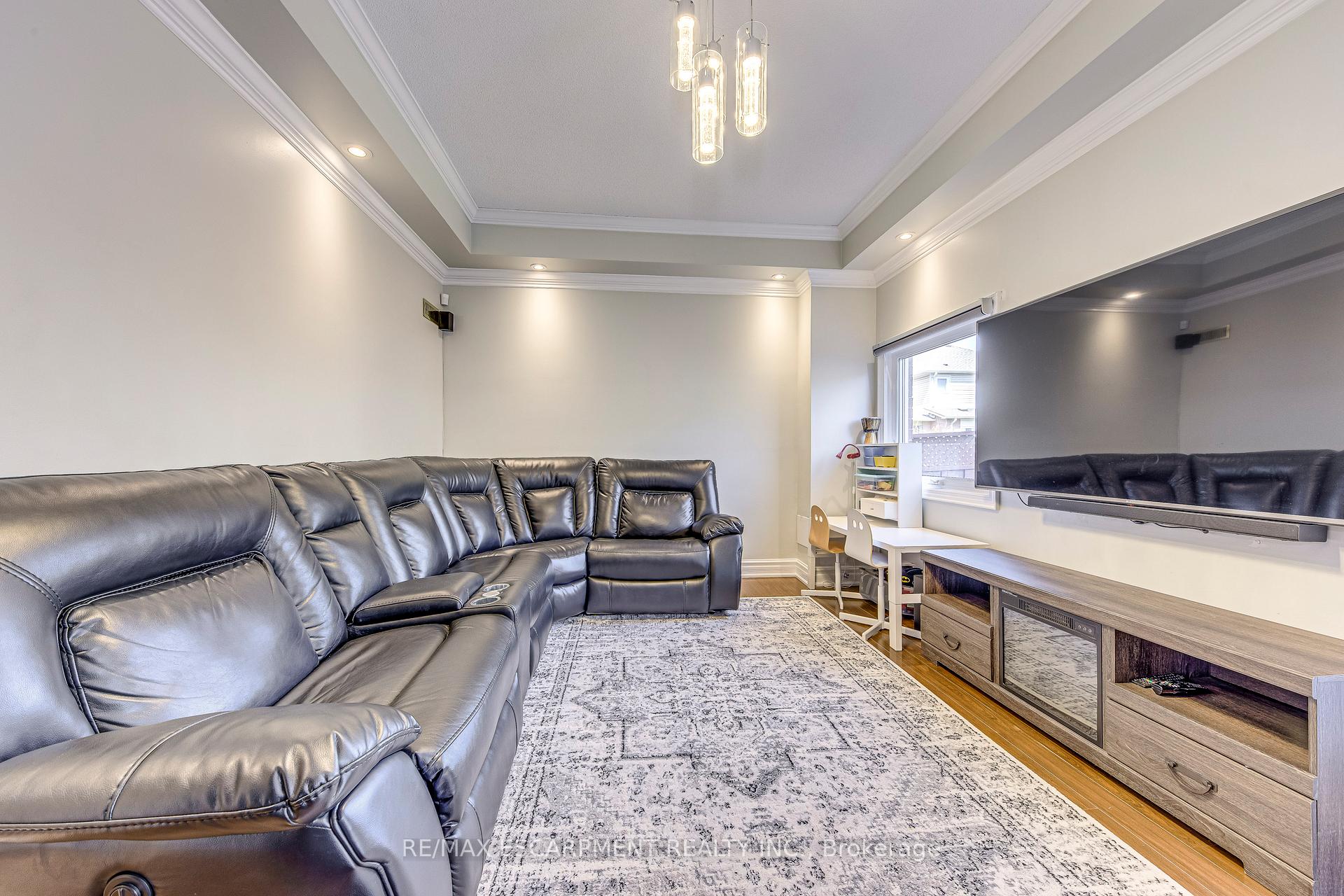Photo 32 of 2227 Prescott Place, Burlington, Orchard — HOMEH