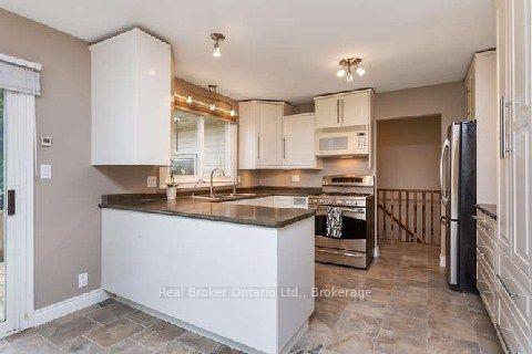 Photo 4 of 9408 17th Side Road, Kitchener, Mill Courtland Woodside Park — HOMEH