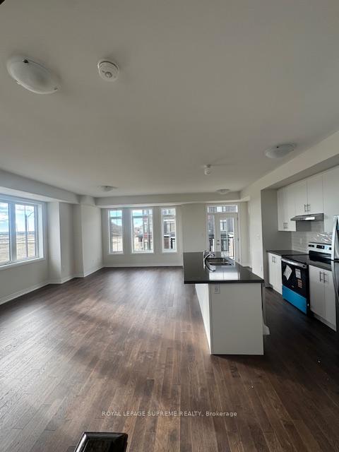 Photo 7 of 89 Blue Pond Drive, Brampton, Northwest Brampton — HOMEH